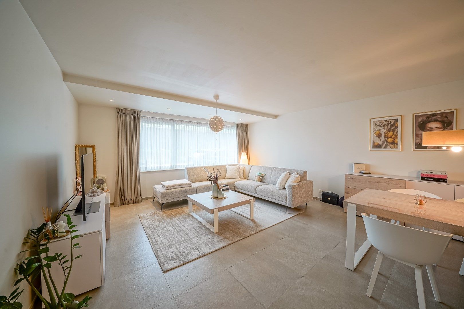 Recent gelijkvloers 2-slaapkamer appartement vlakbij de Spuikom te Bredene foto 3