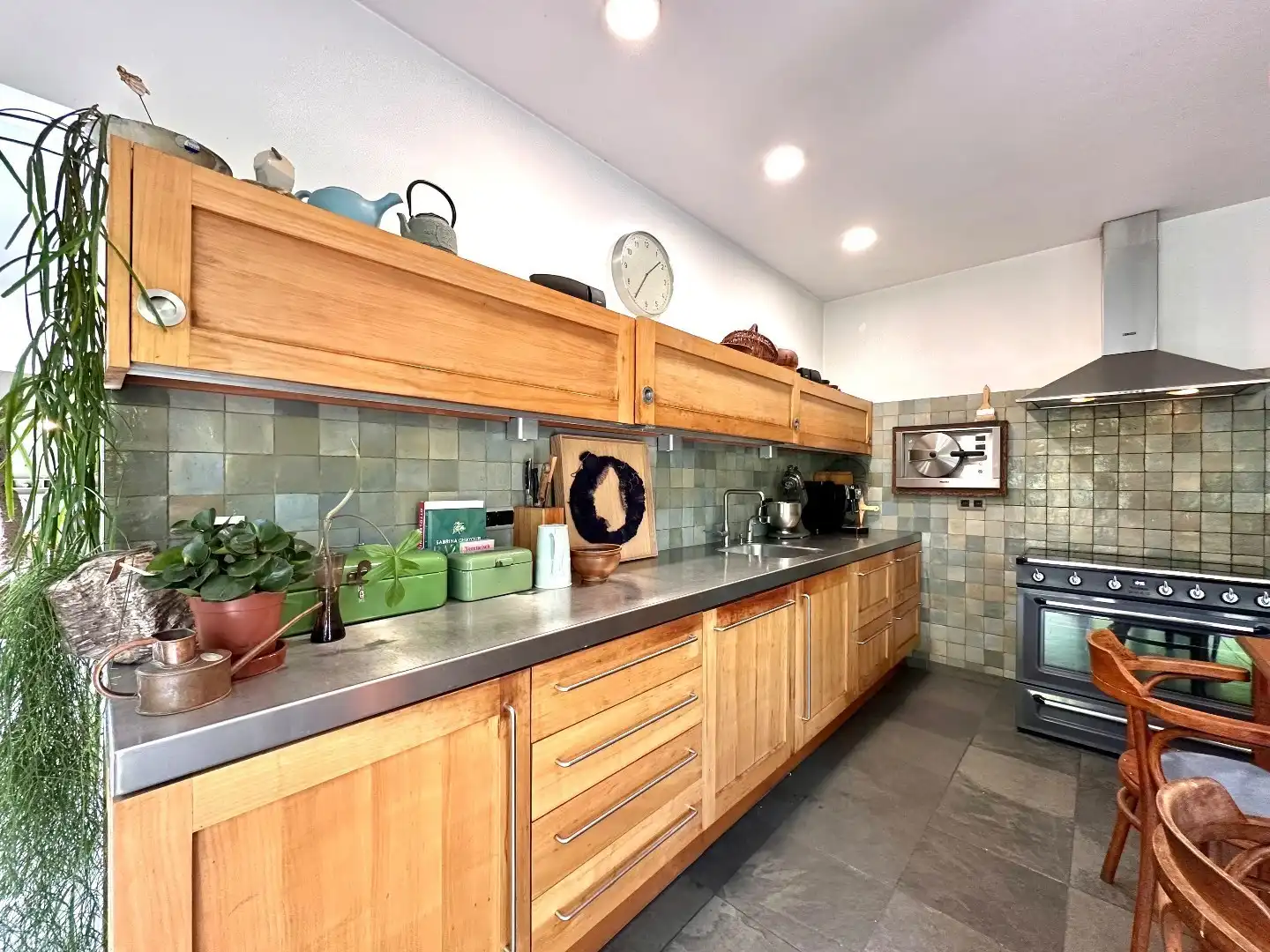 Unieke woning met werkplaats op toplocatie in Tongeren – industrieterrein Overhaam foto 19