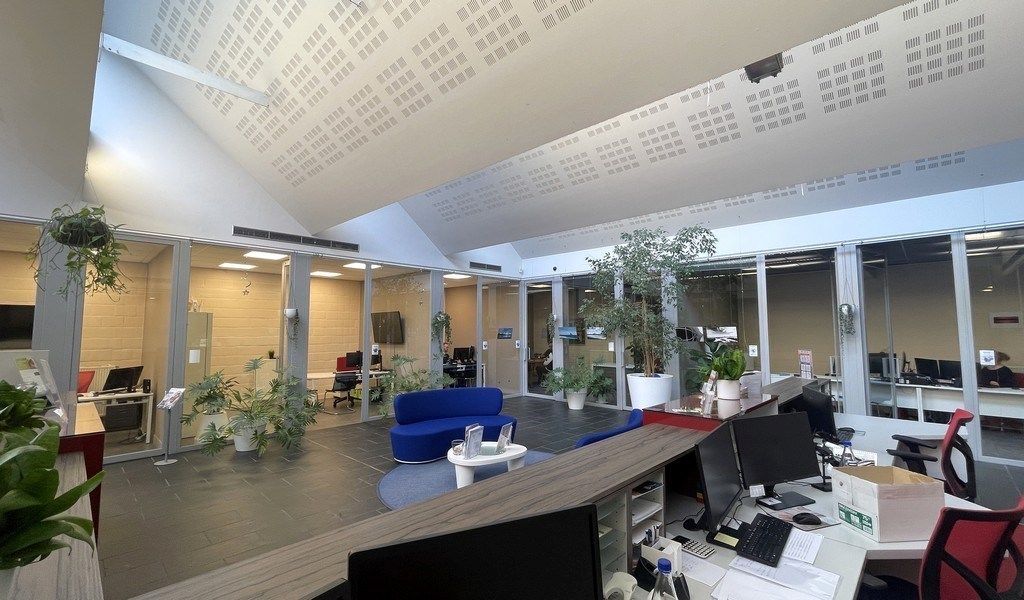 Handelspand te huur in het commercieel centrum van Schoten foto 12