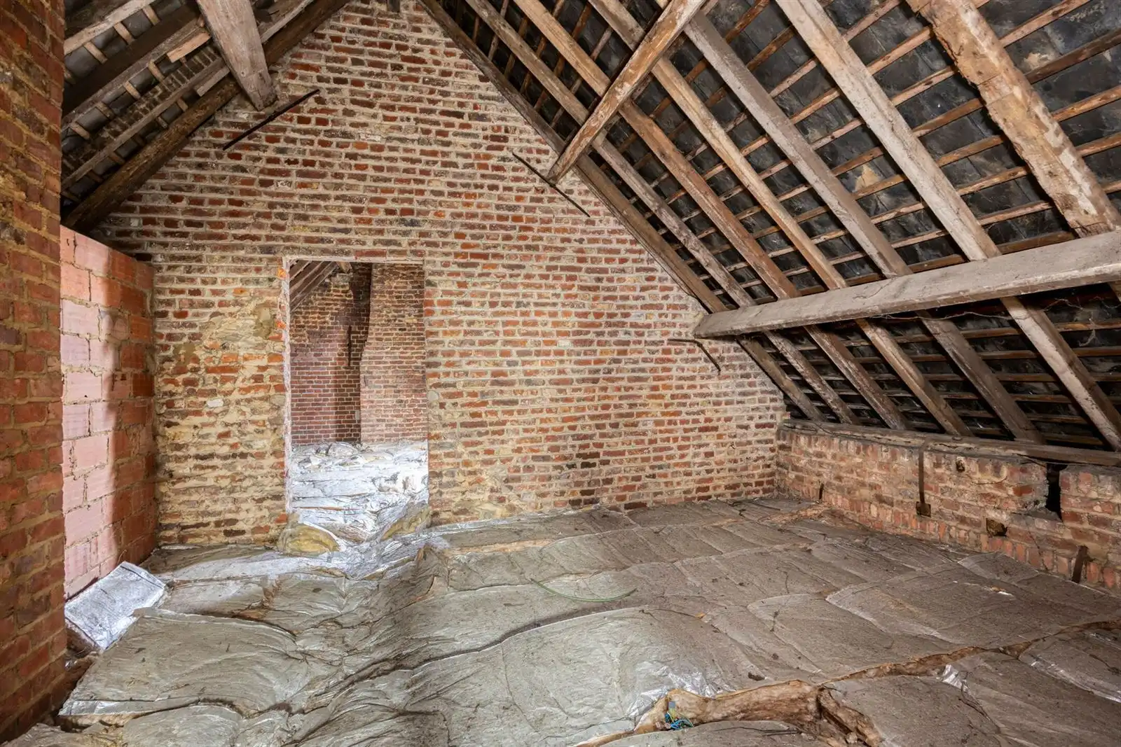 Woning met tuin en Loods Te renoveren  foto 21