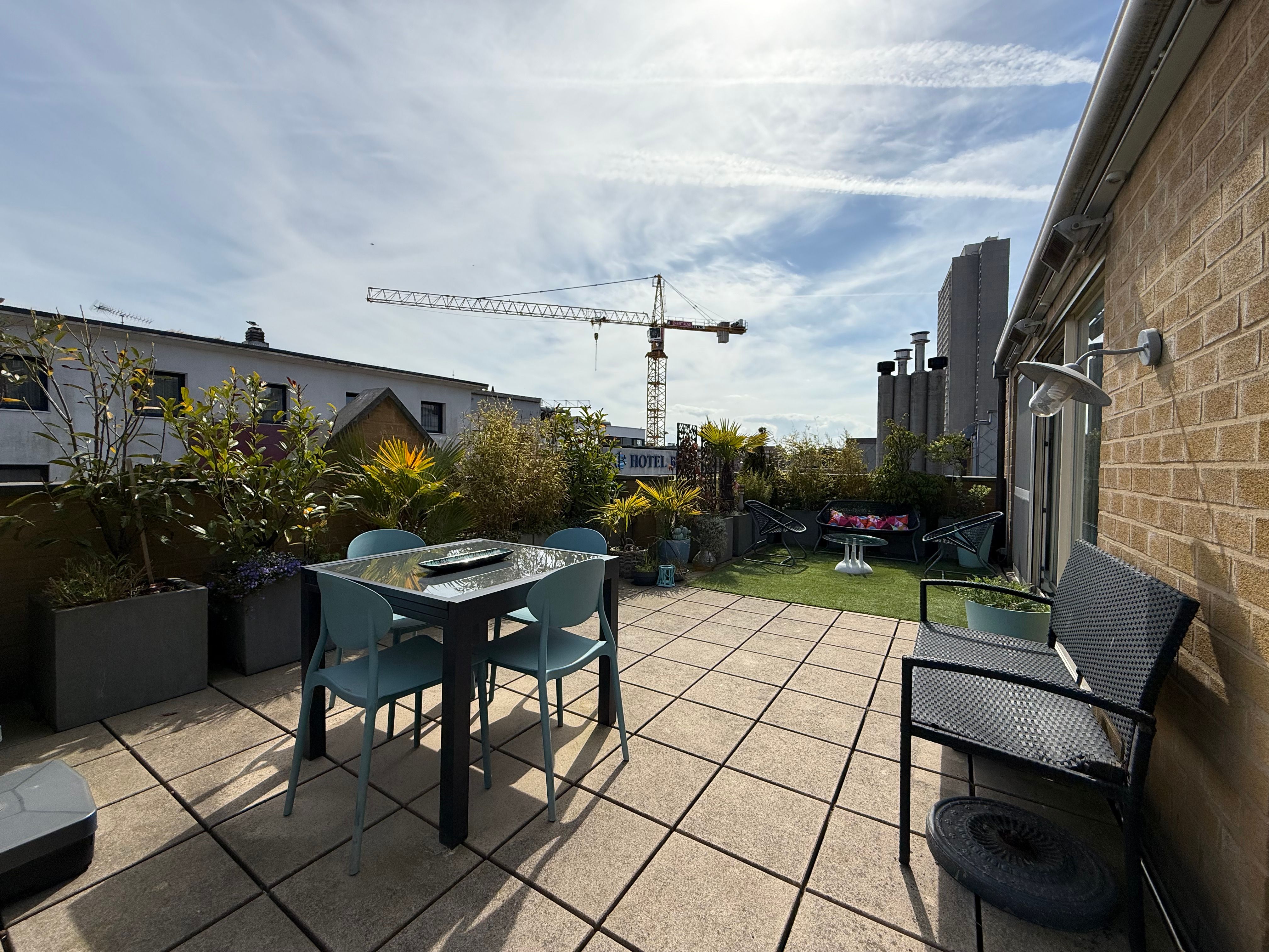 Subliem penthouse vlakbij zee met 2 riante zonneterrassen foto 10
