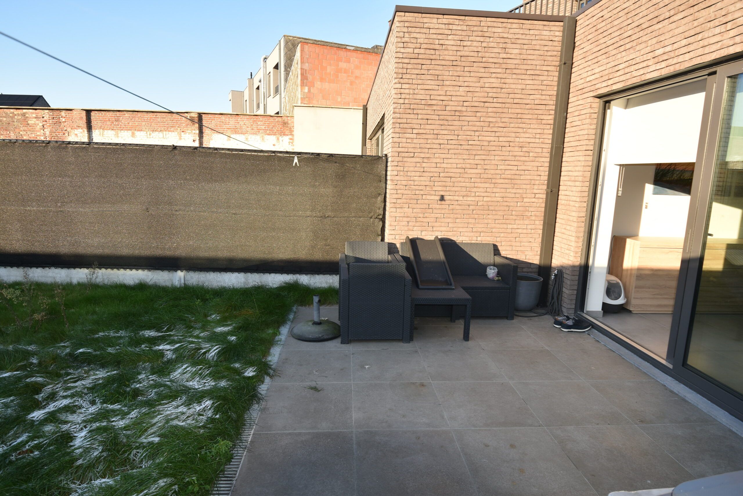 Gelijkvloers appartement (2 slpks) met garage en tuin in Nieuwkerken-Waas foto 9