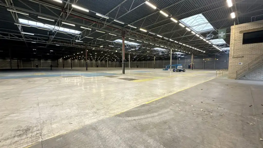 Logistiek bedrijfspand te huur nabij E19 in Mechelen-Noord foto 12