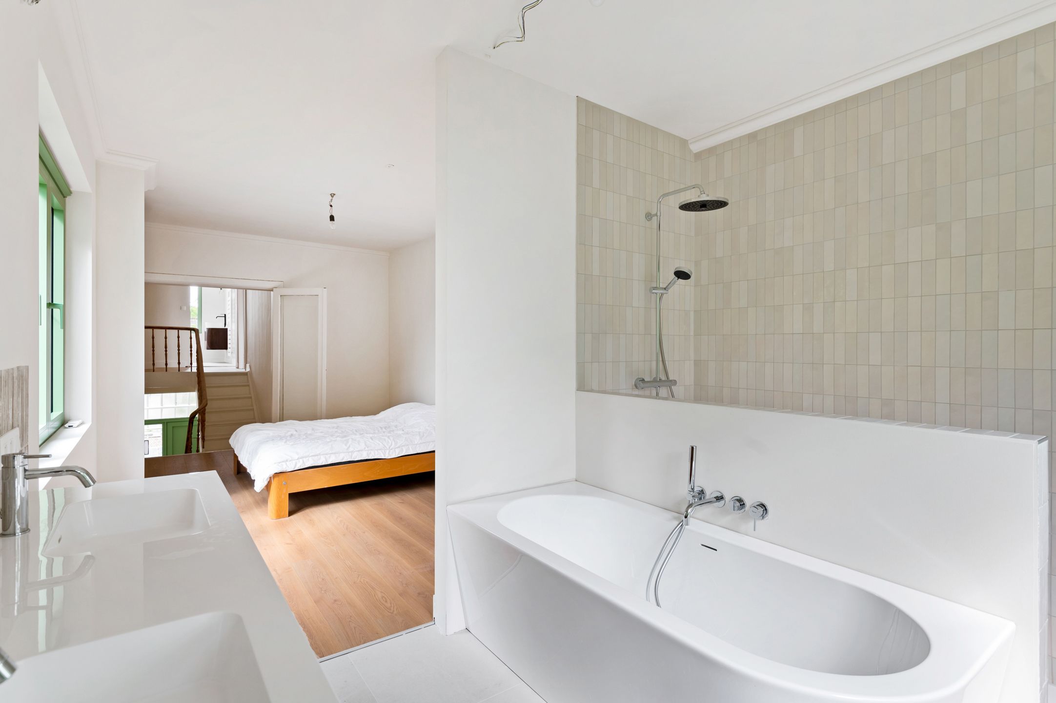 Volledig gerenoveerde herenwoning op een perceel van 770 m²  foto 15