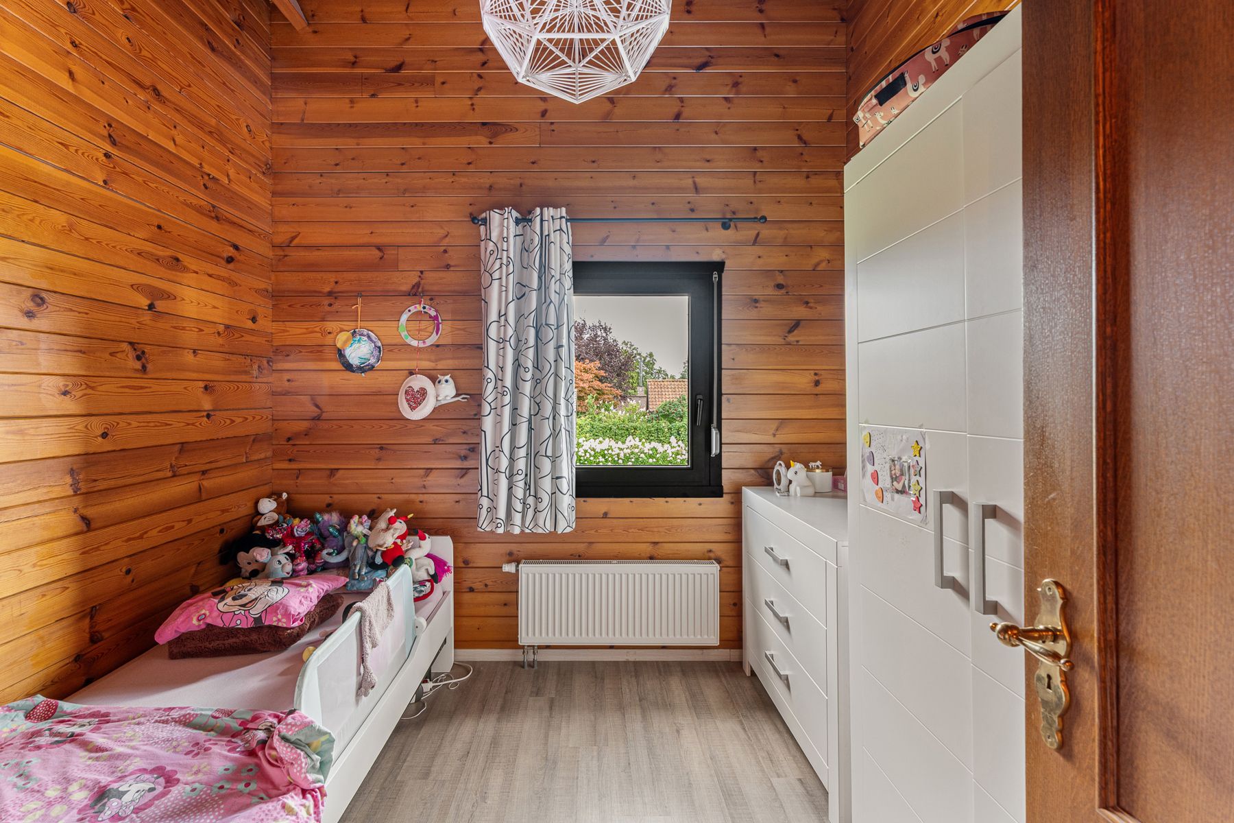 Lichtrijk en ruim familiehuis met Potentieel in Duffel foto 13