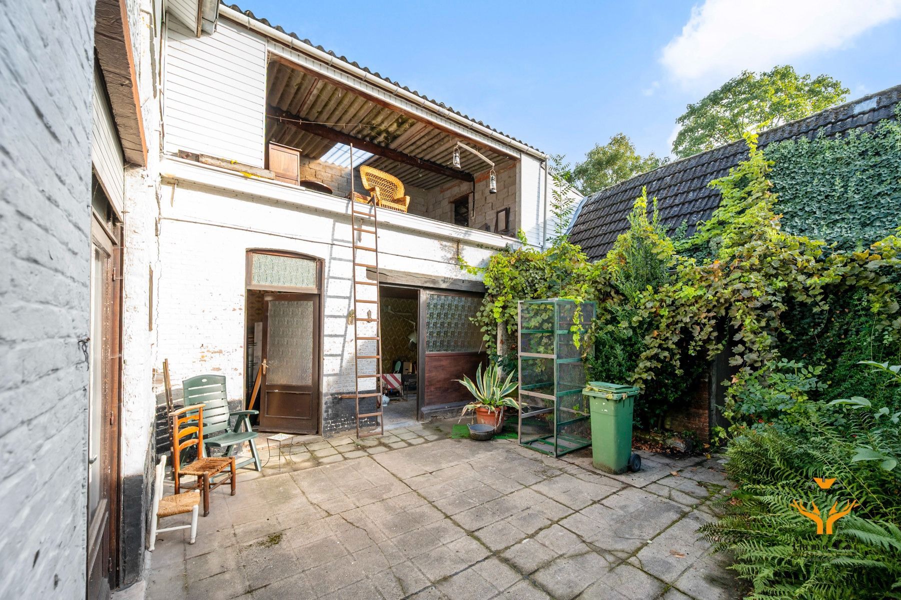 Charmante woning met mooie tuin foto 16