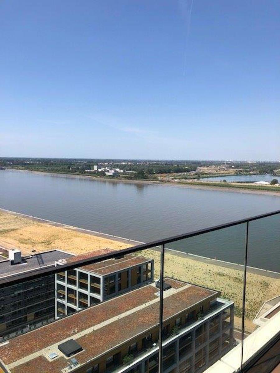 Ongemeubeld 2 slaapkamer appt. met zicht op de Schelde foto 13