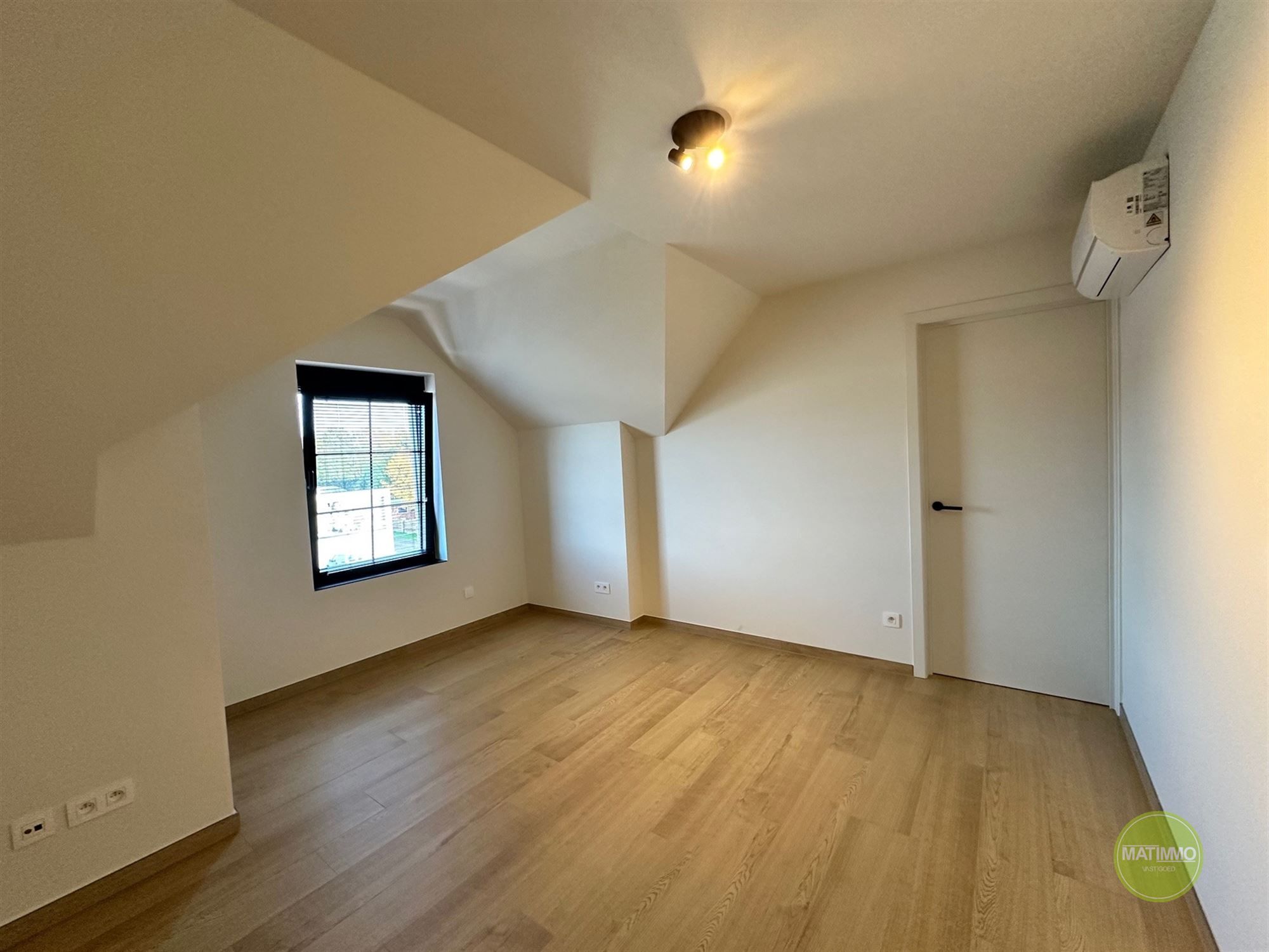 Moderne duplex appartement met groot terras in Balen foto 18