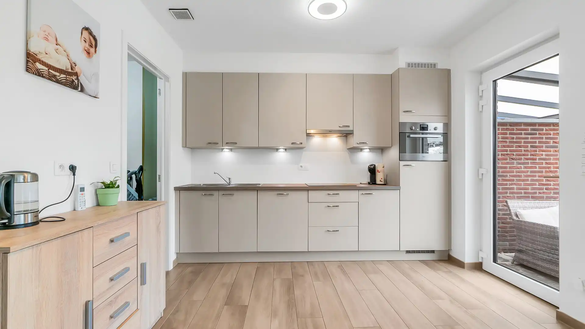 INSTAPKLARE ENERGIEZUINIGE GEZINSWONING MET 3 SLPKS EN ZONNEPANELEN TE KOOP IN MAASMECHELEN foto 9