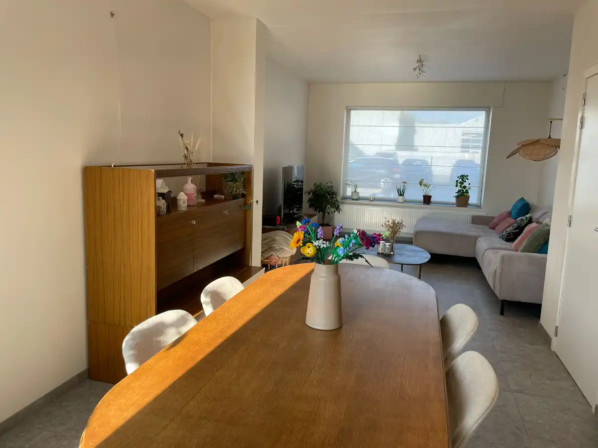 Twee slaapkamer gezinswoning (type halfopen) met ruim terras foto 11