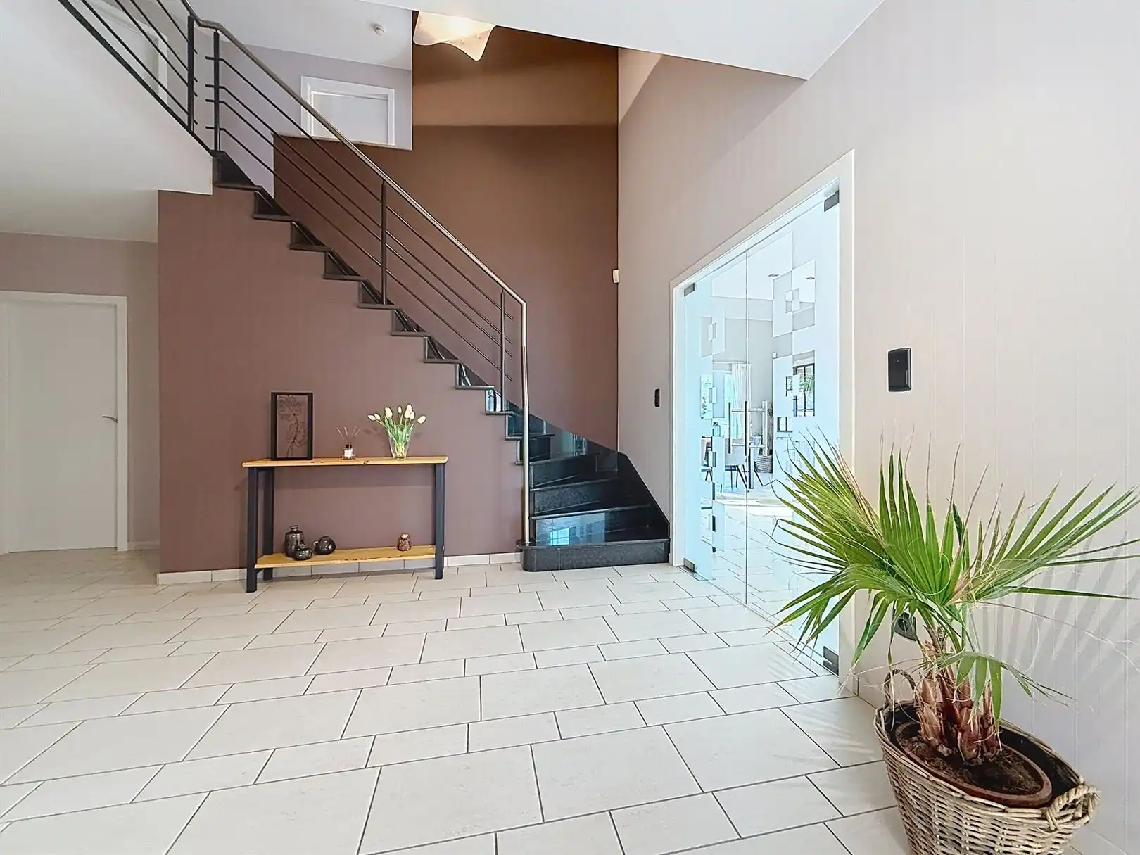 Zeer verzorgde villa, 4 slpks, tuin, opp 18a 48ca foto 8