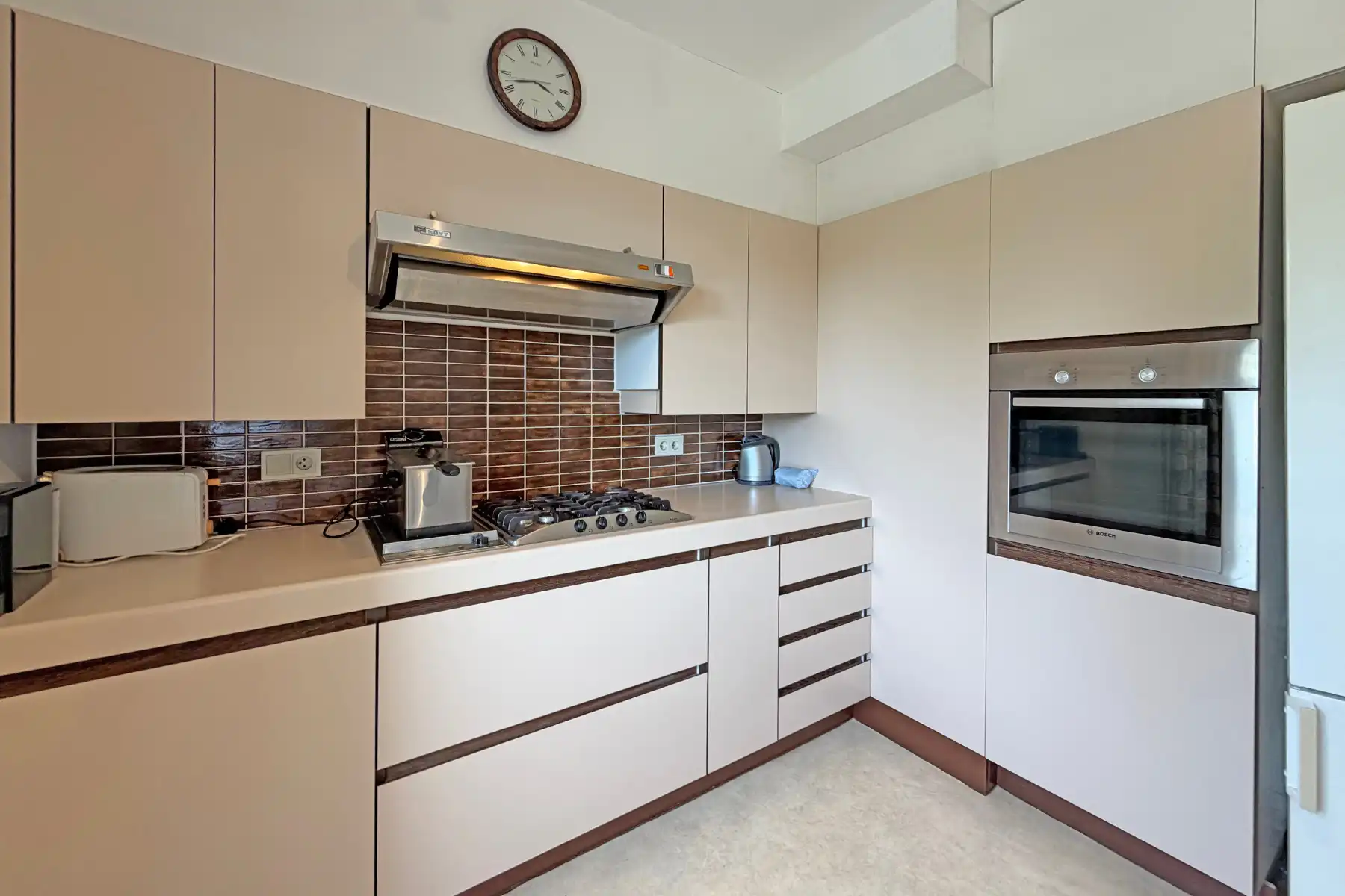 Te renoveren appartement aan het Zegemeer te Knokke foto 12