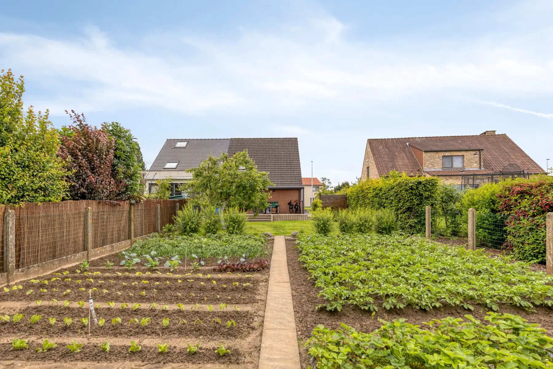 Rustig en goed gelegen driegevelwoning met 3 slaapkamers foto 7