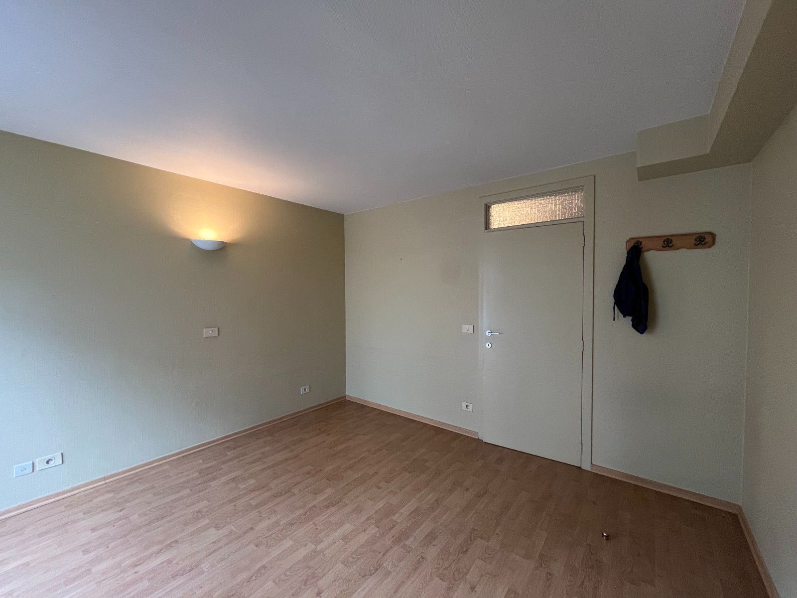 ☀️ Te huur in Waregem – gezellig 1-kamerappartement met alles erop en eraan! foto 15