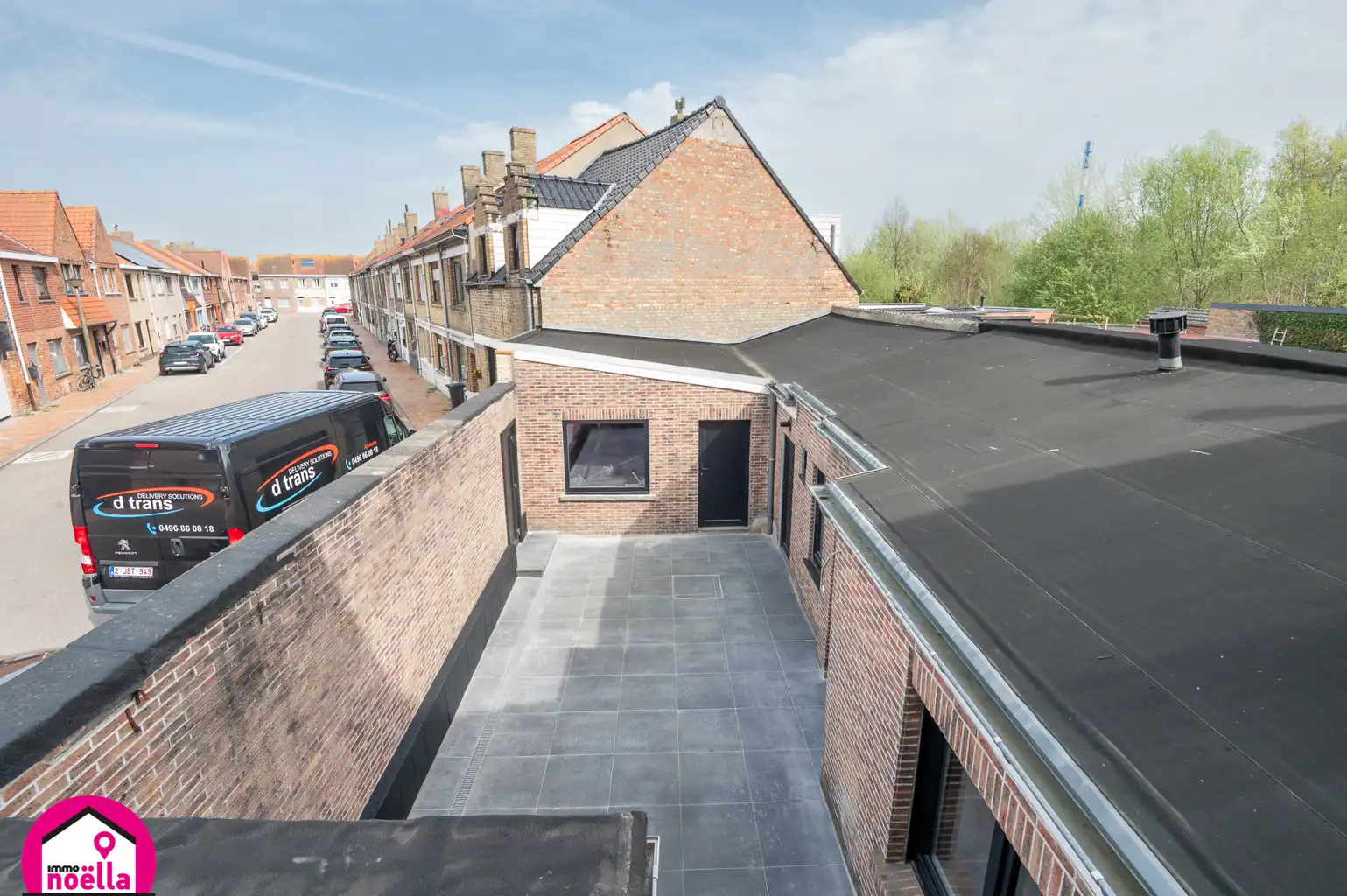 Half open bebouwing met garage en berging foto 31