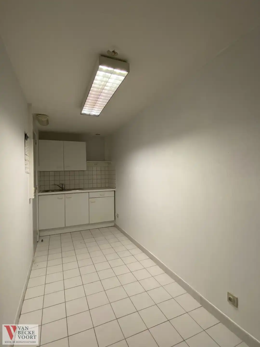 Handelsgelijkvloers 131m² foto 11