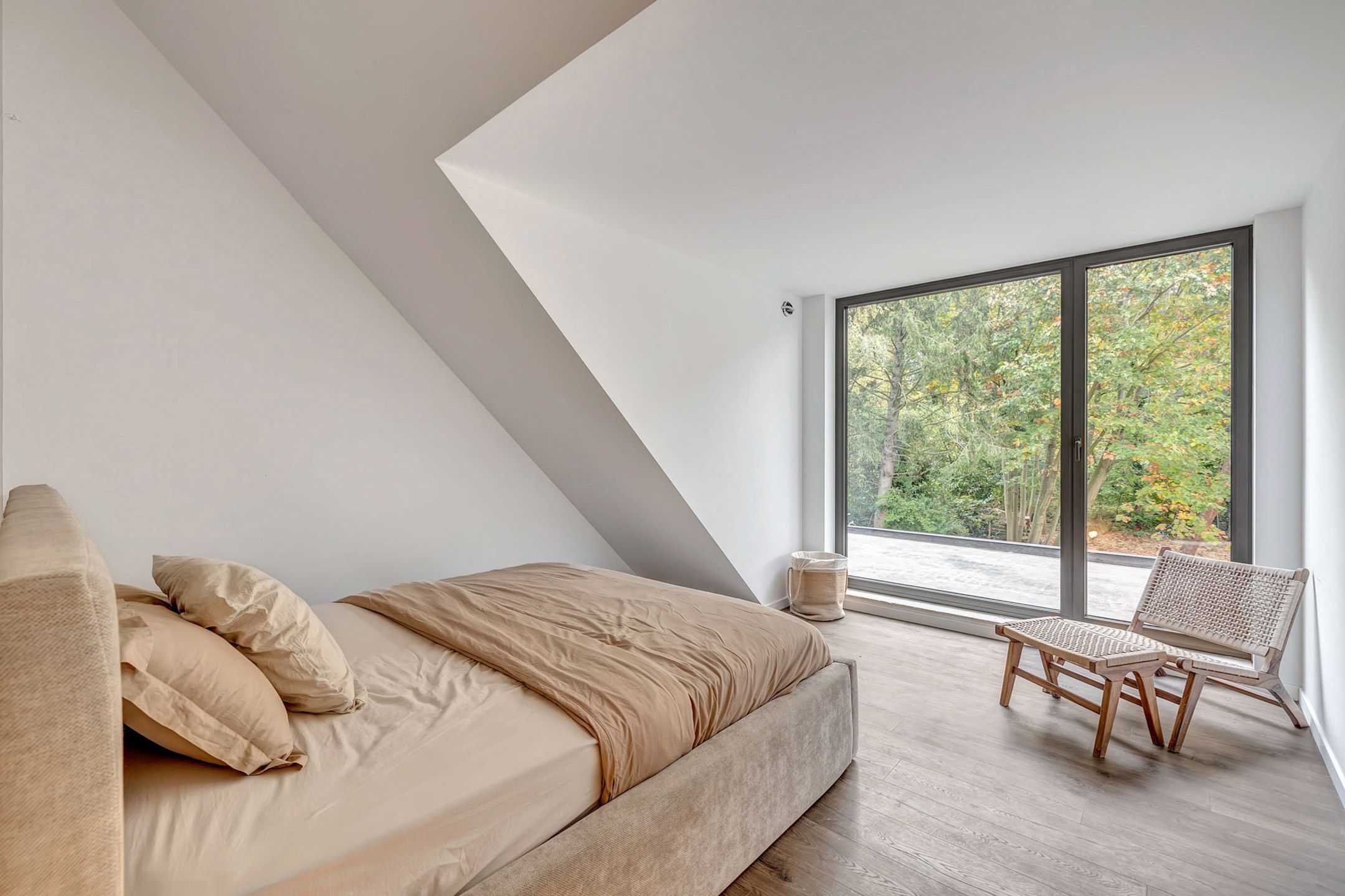 Unieke vrijstaande villa in Japandi-stijl te Sint-Denijs-Westrem foto 15
