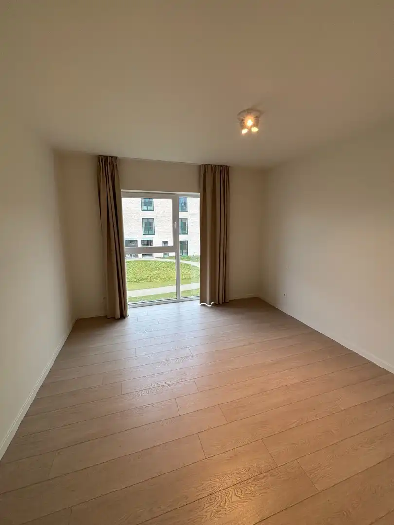 Nieuwbouw 2-slaapkamerappartement met terras foto 3