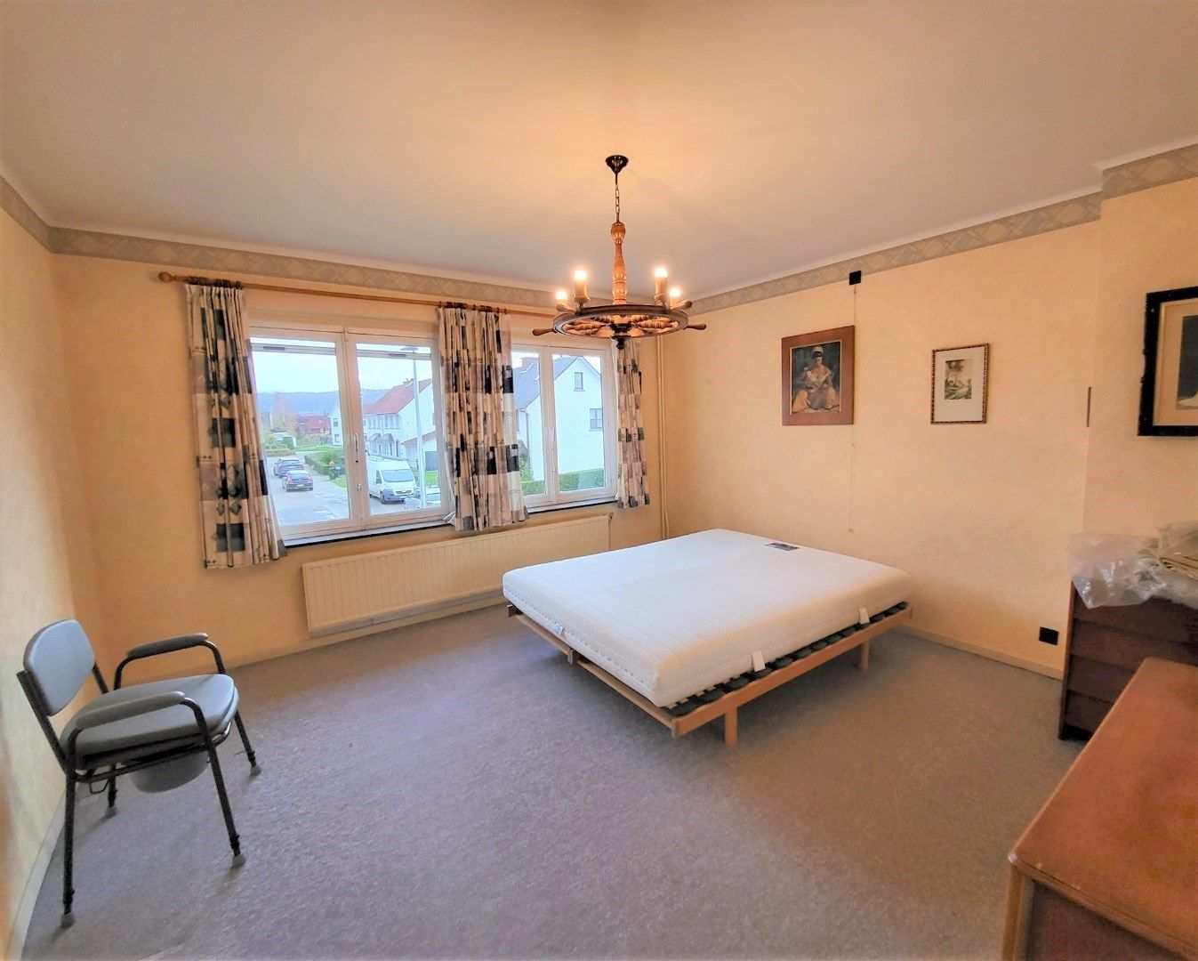 Halfopen bebouwing met garage en schitterende tuin. foto 15