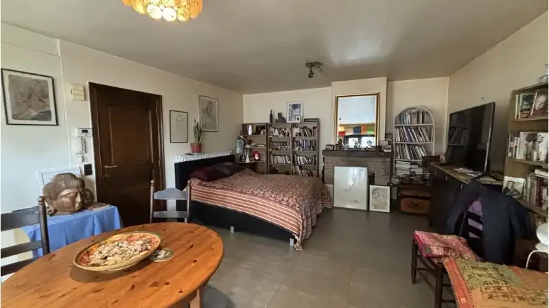 Comfortabel 2-slaapkamerappartement met Terras te koop in Brugge foto 4