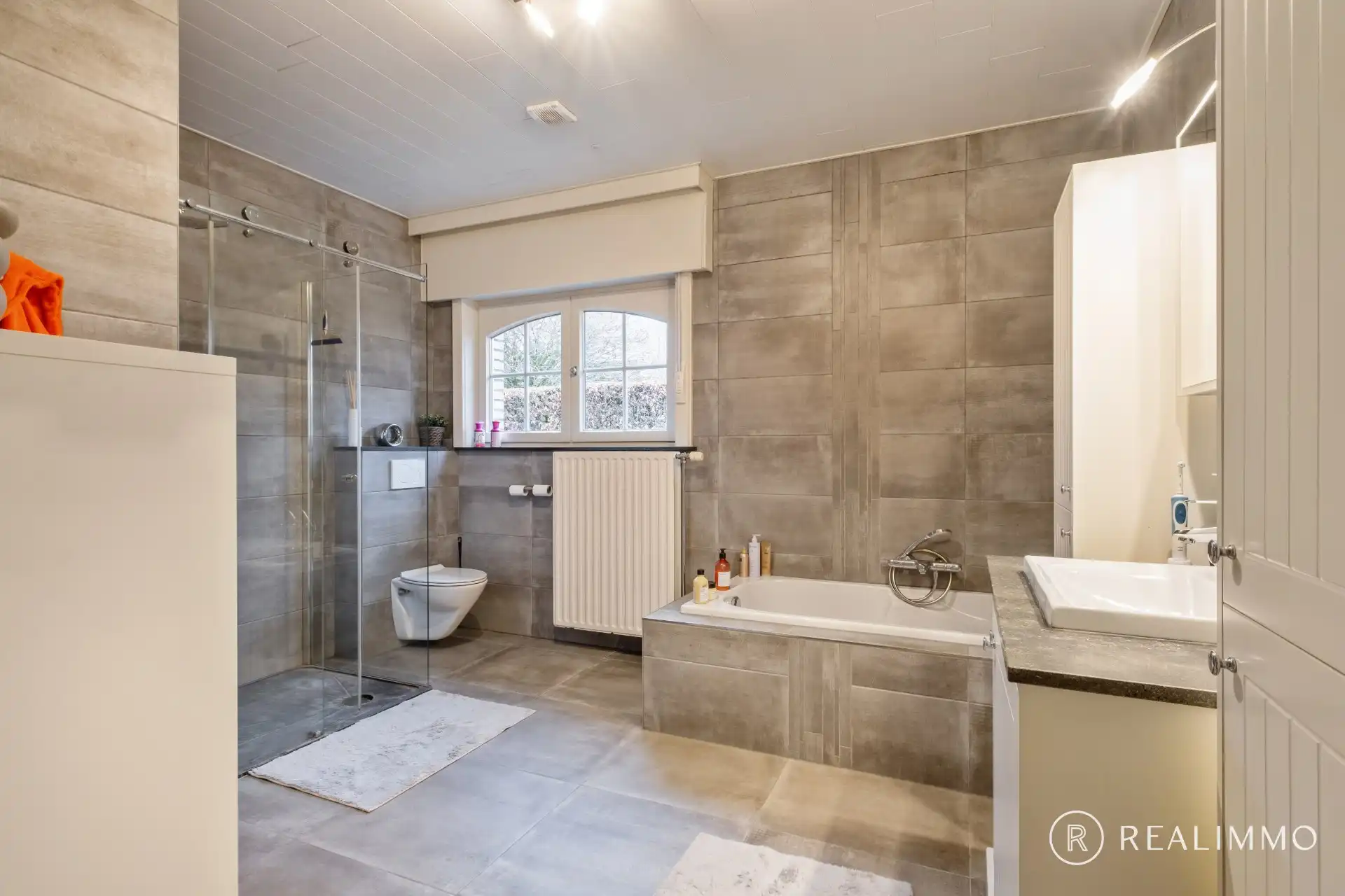 Pure luxe en ruimte op topligging in Waregem foto 11