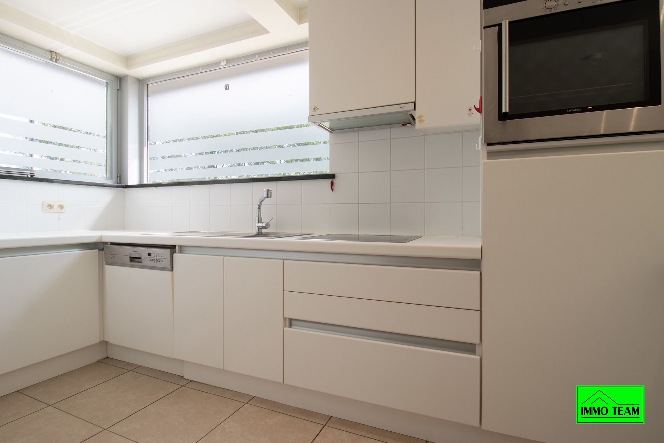 Ruime, veelzijdige woning nabij centrum Ternat foto 8