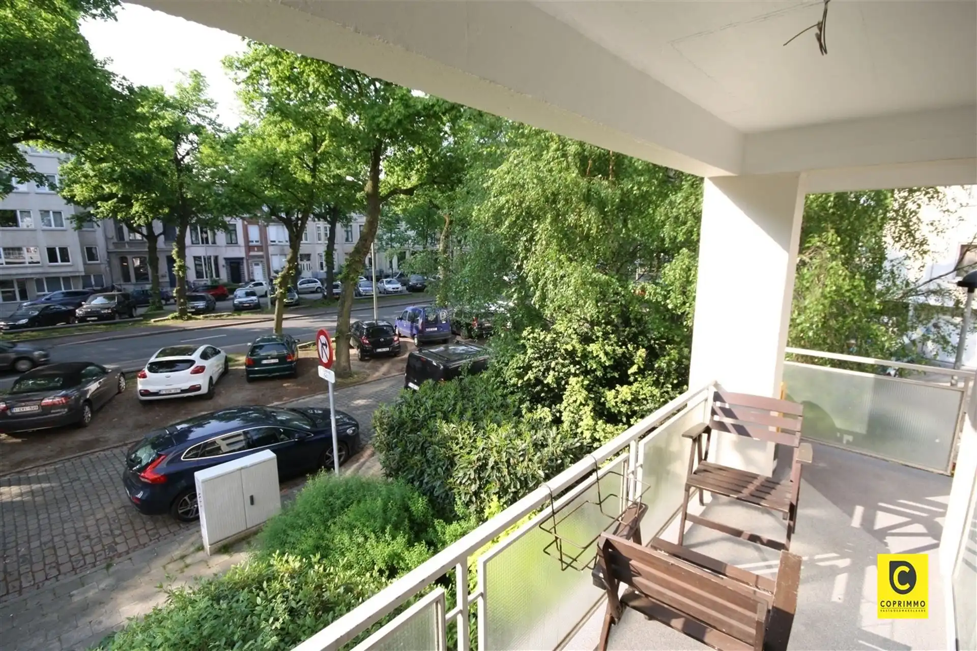 Instapklaar 3 slaapkamer appartement met zonnig terras, kelder en fietsenberging foto 45