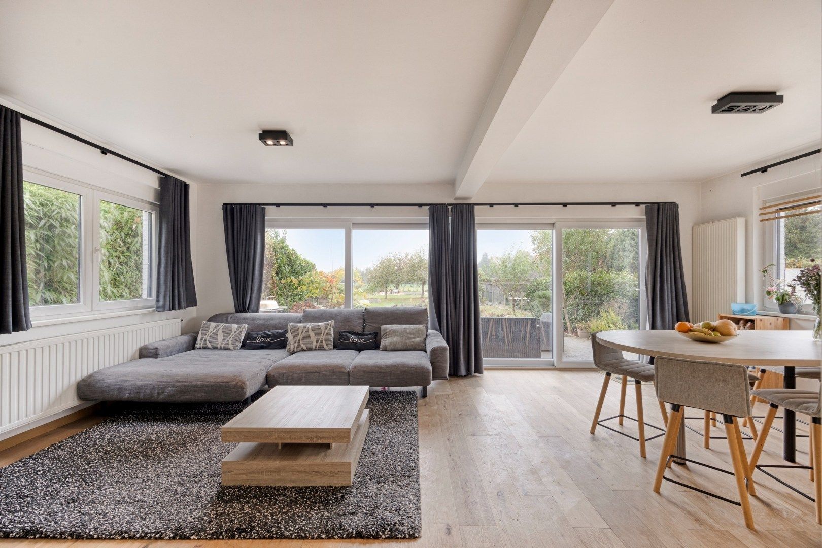 Open bebouwing met 4 slaapkamers, bureau, garage en prachtige tuin in Boutersem – EPC 158 kWh/m² - bewoonbare opp. 282 m² foto 8