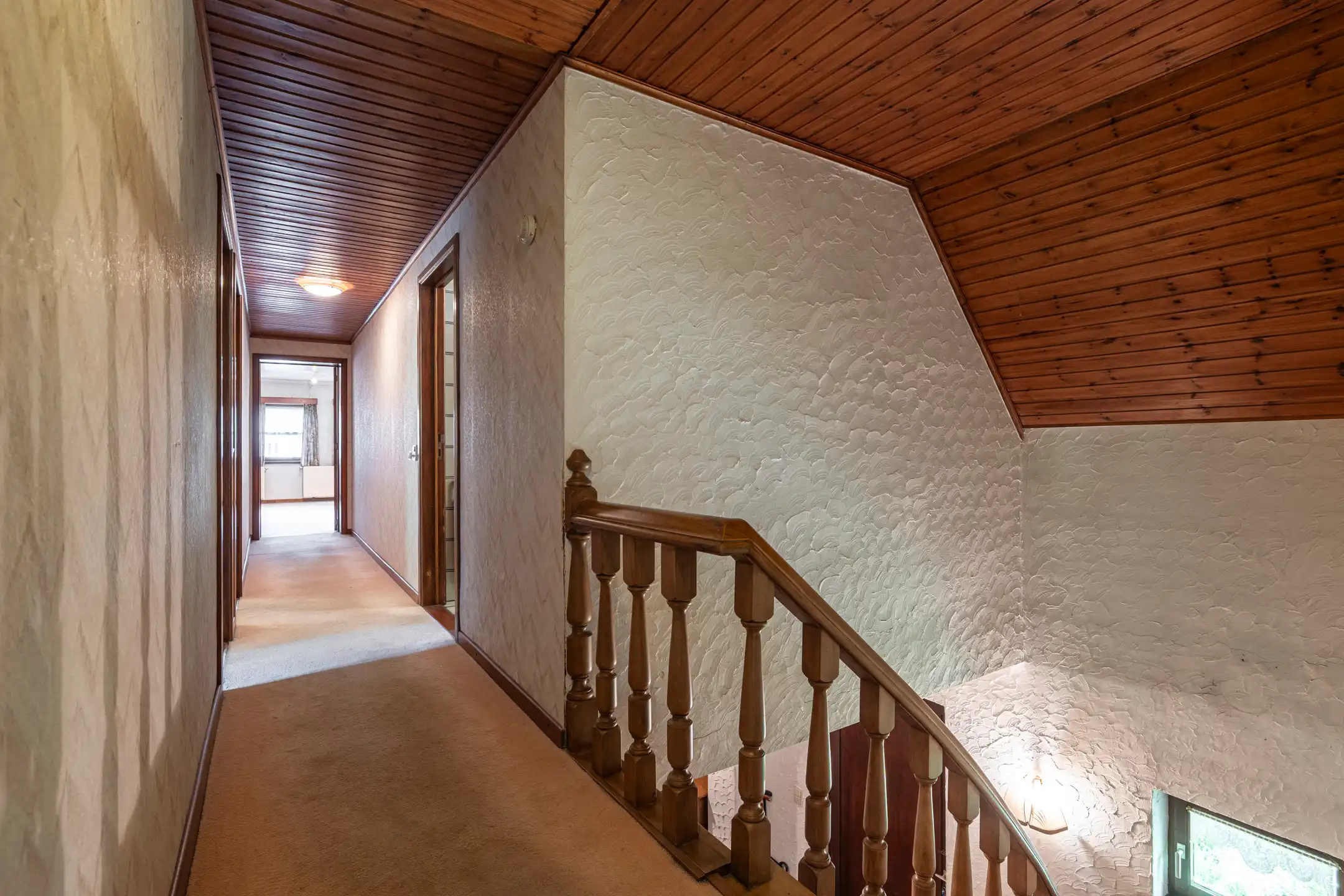 Te renoveren woning met 6 slpk. op 2.581 m² foto 13