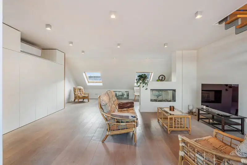 Klassevol duplex-appartement met gemeenschappelijk zwembad foto 3