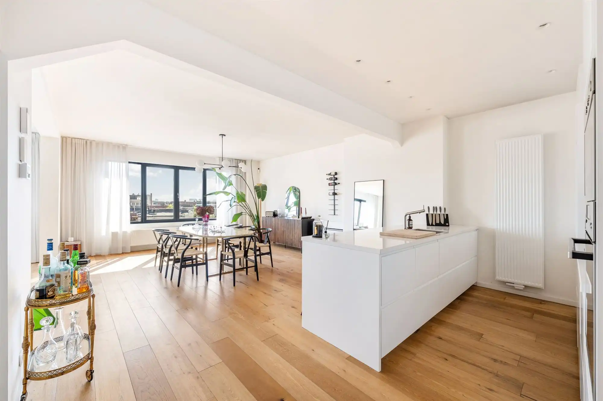 Ruim gemeubeld dakappartement met 3 slk's en terras foto 9