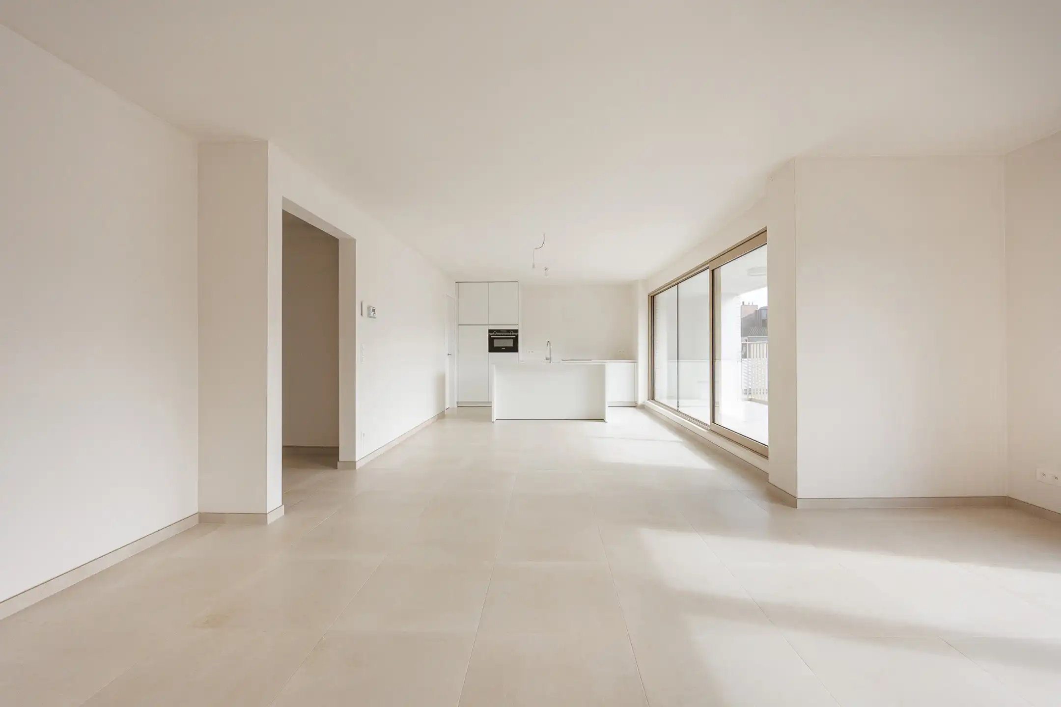 Nieuwbouwappartement met 2 slaapkamers, terras en parking foto 4