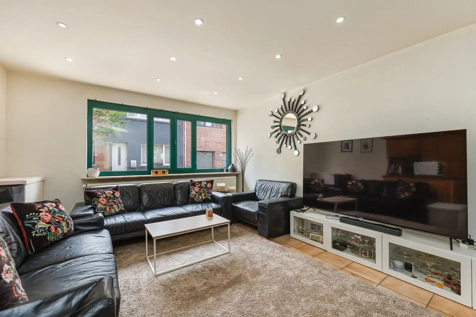 Te renoveren appartement ca. 77m2 met terras en tuin foto 5