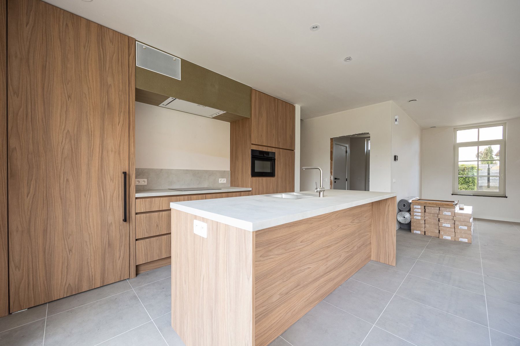 Ruime gezinswoning (ca 245 m²) met 4 slaapkamers op perceel van ca. 303 m². foto 10