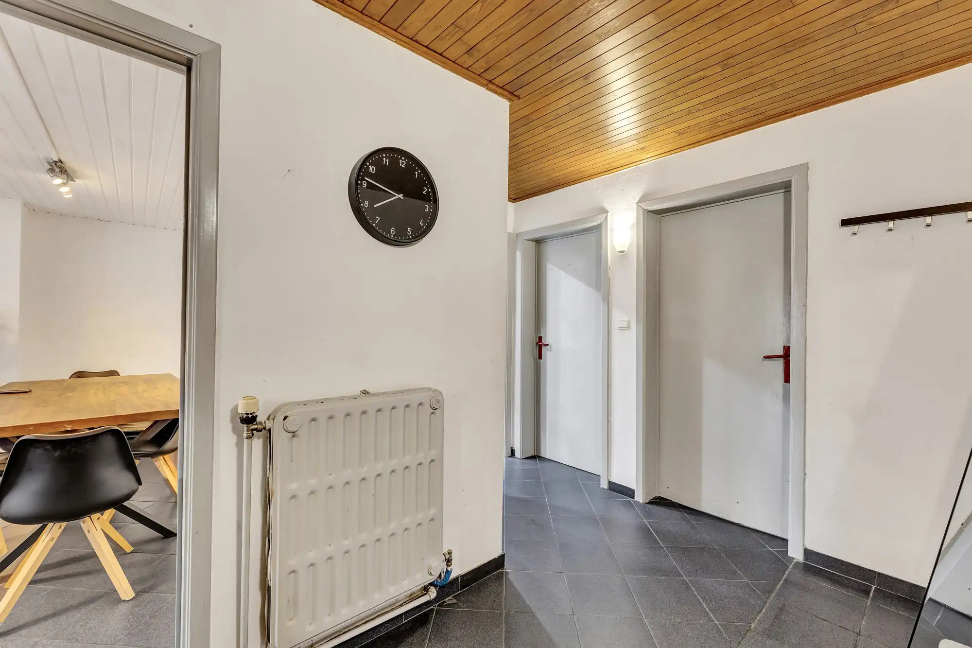 Instapklaar appartement nabij het treinstation foto 9