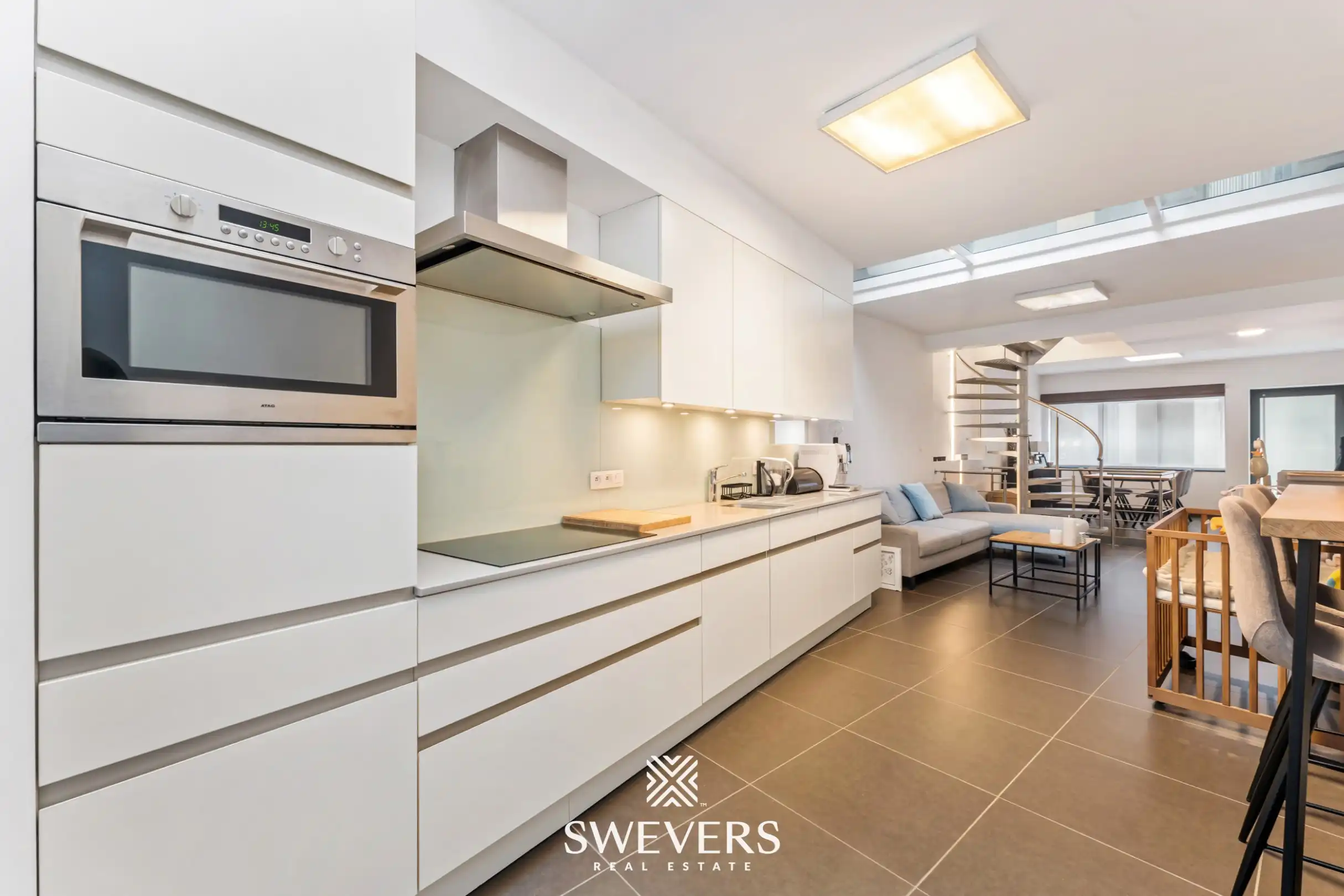Instapklare woning in het hartje van Sint-Truiden foto 9