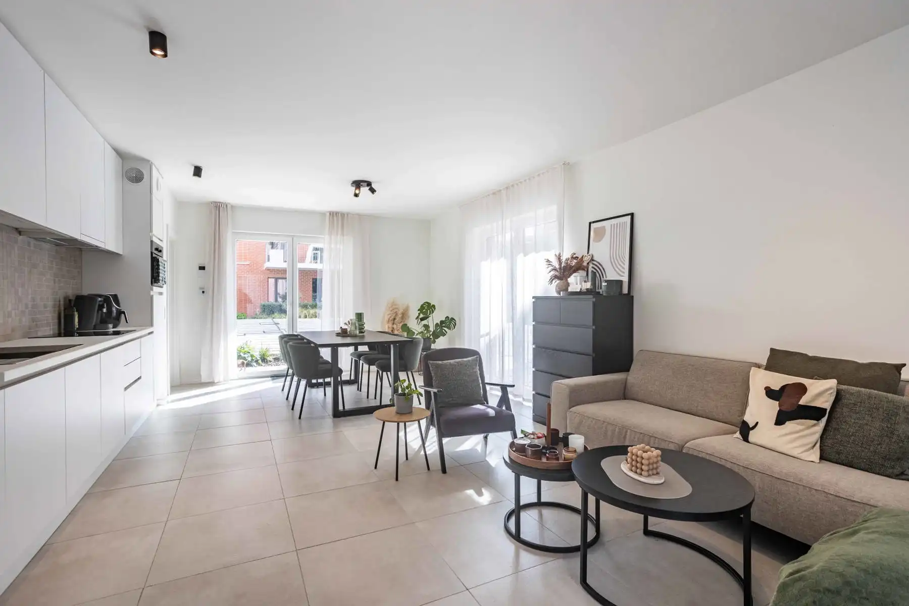 Stijlvol Gelijkvloers Appartement te koop in hartje Aalst foto 8