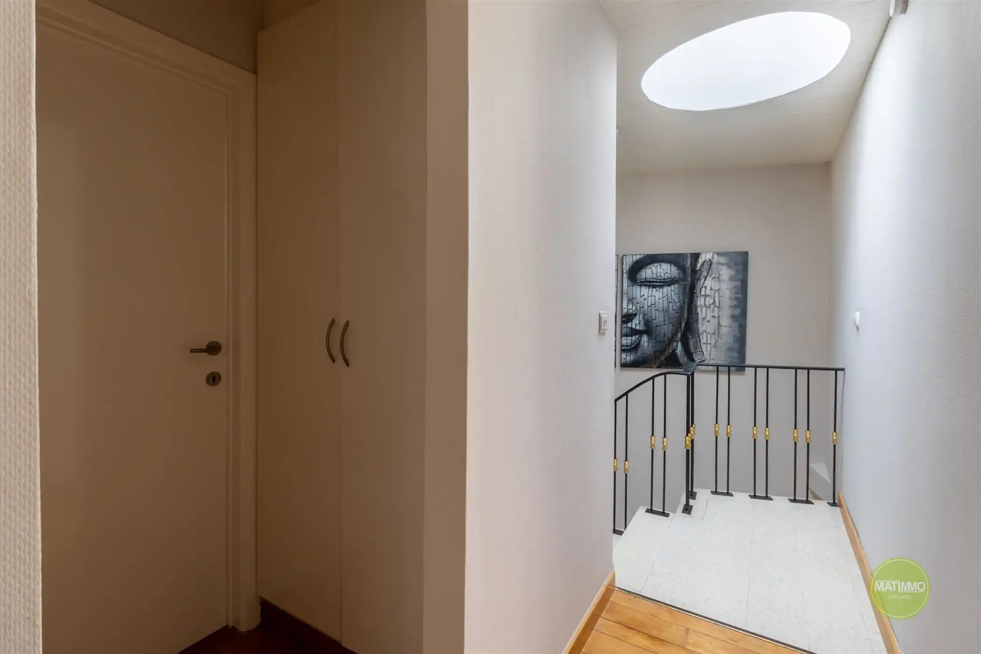 Ruim gerenoveerd duplex appartement met 3 slaapkamers  foto 15