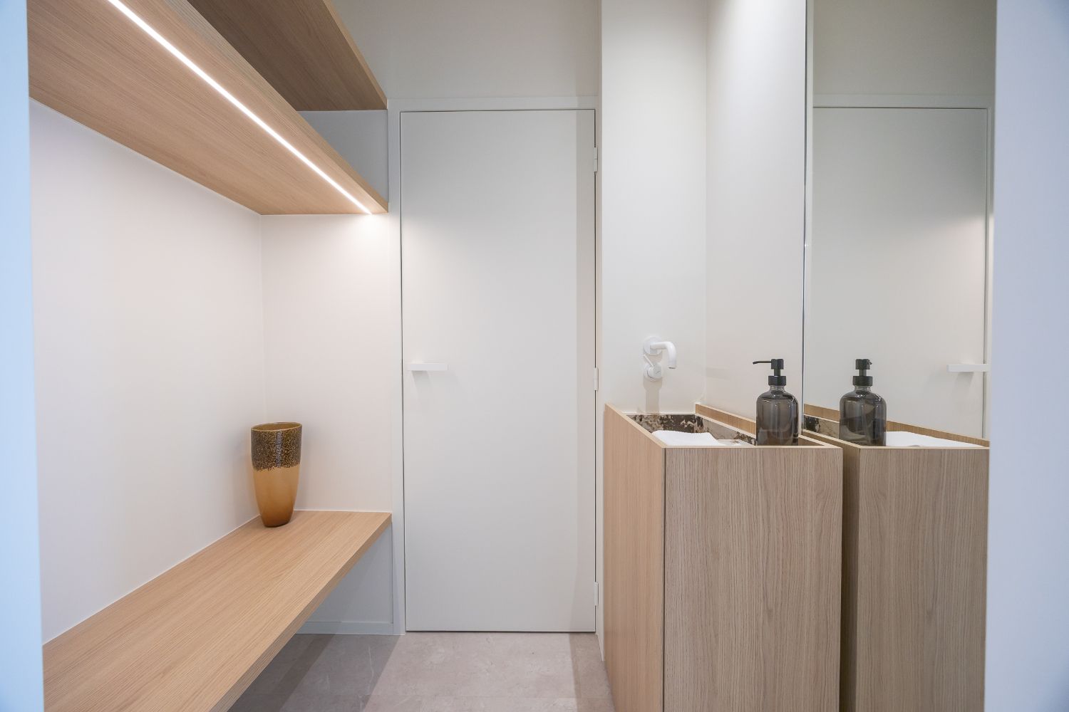 Luxueus 2 slaapkamer-appartement met frontaal zeezicht! foto 16