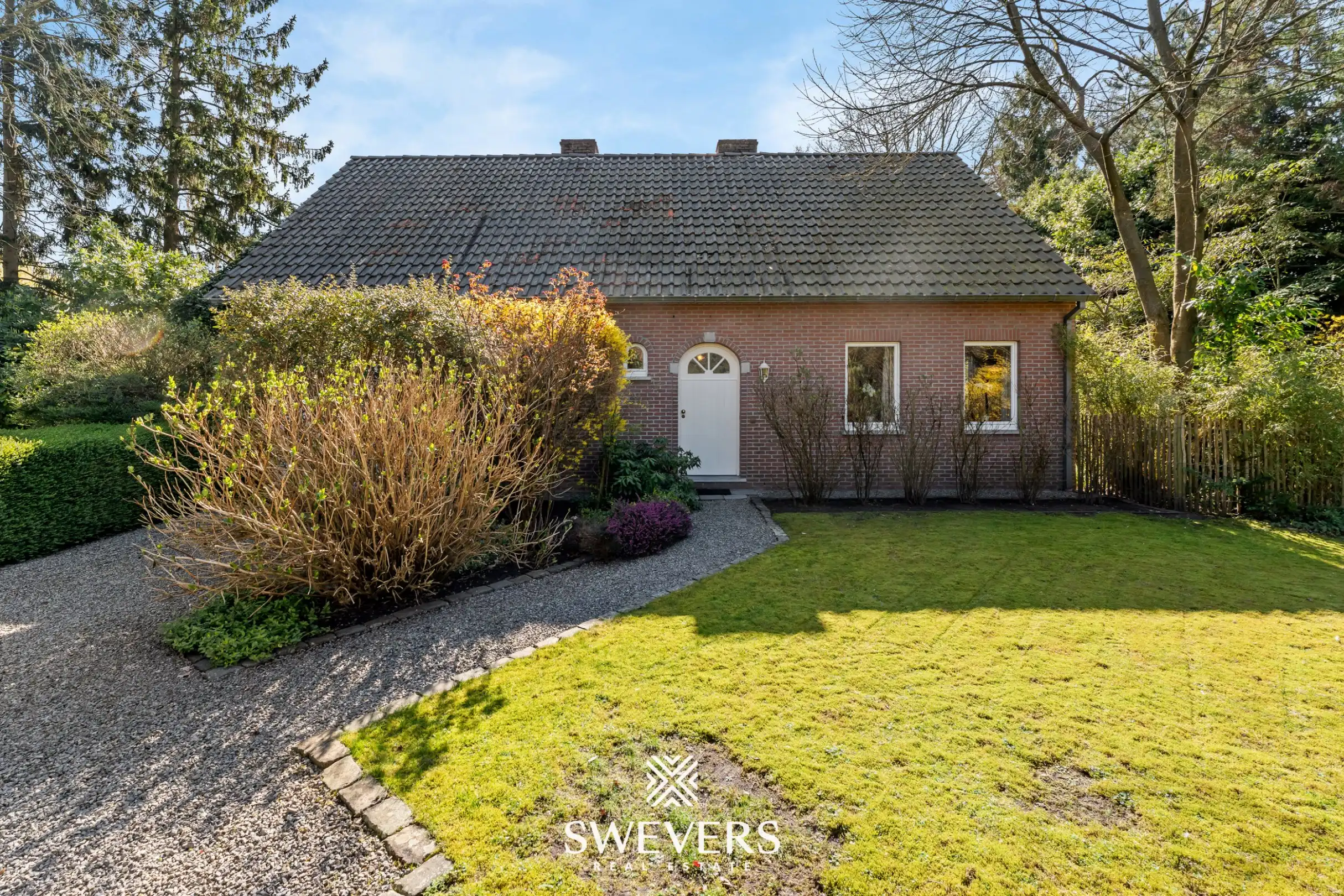 Ruime open bebouwing met zwembad op zonnig perceel (22a42ca) in Bolderberg foto 32