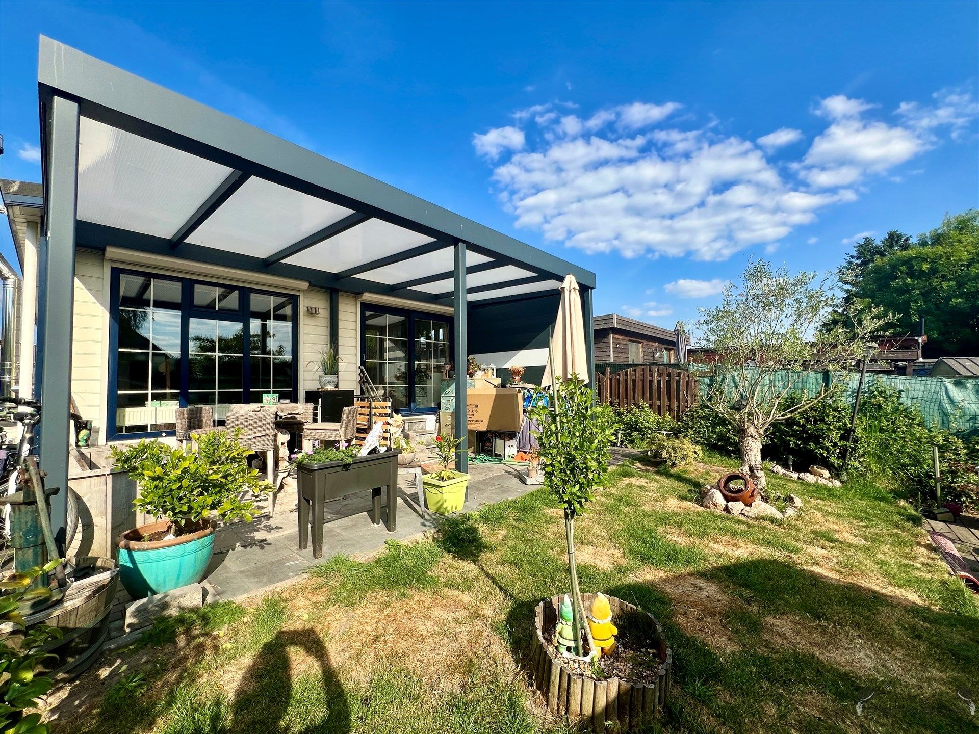Rustig gelegen bungalow met tuintje - permanente bewoning toegestaan! foto 13