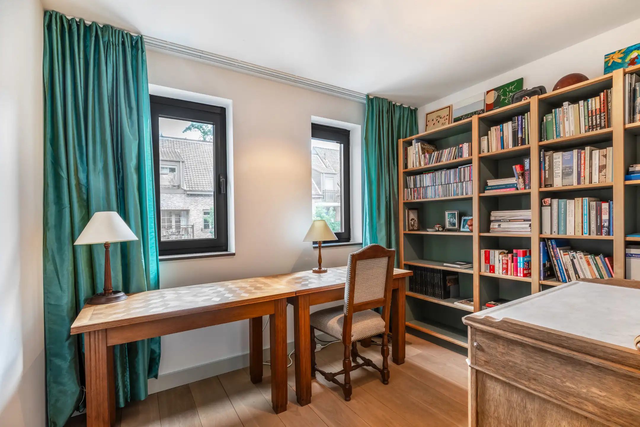 Unieke duplex met lift, terras en optionele parking foto 25