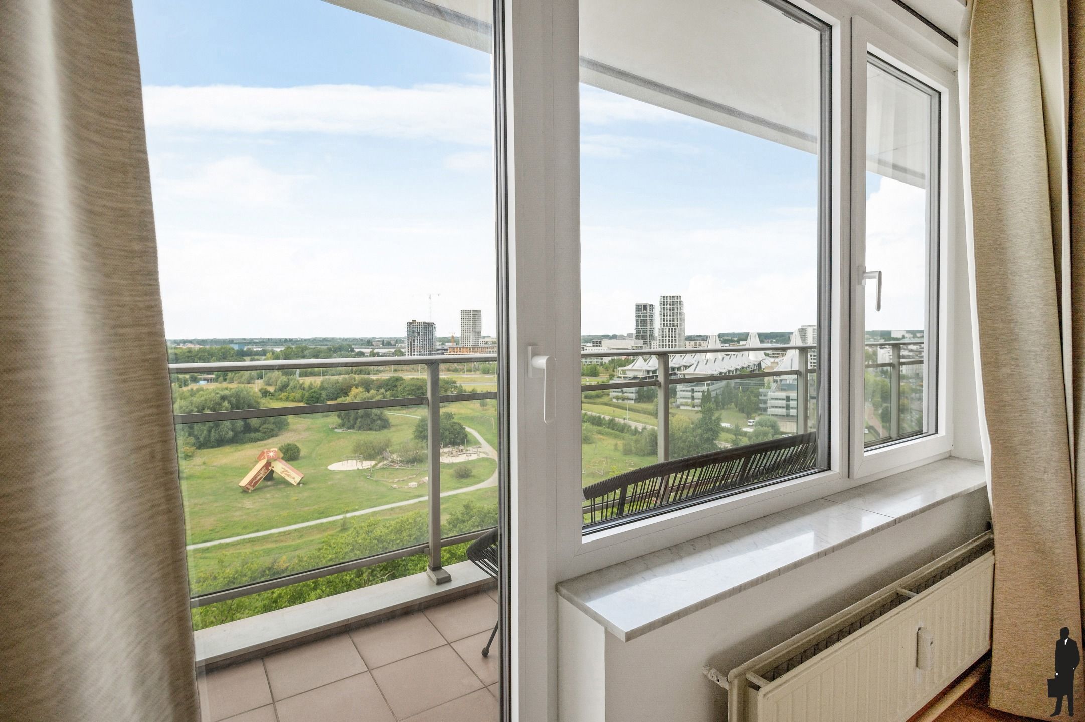 Instapklaar appartement met adembenemend uitzicht in Antwerpen foto 5