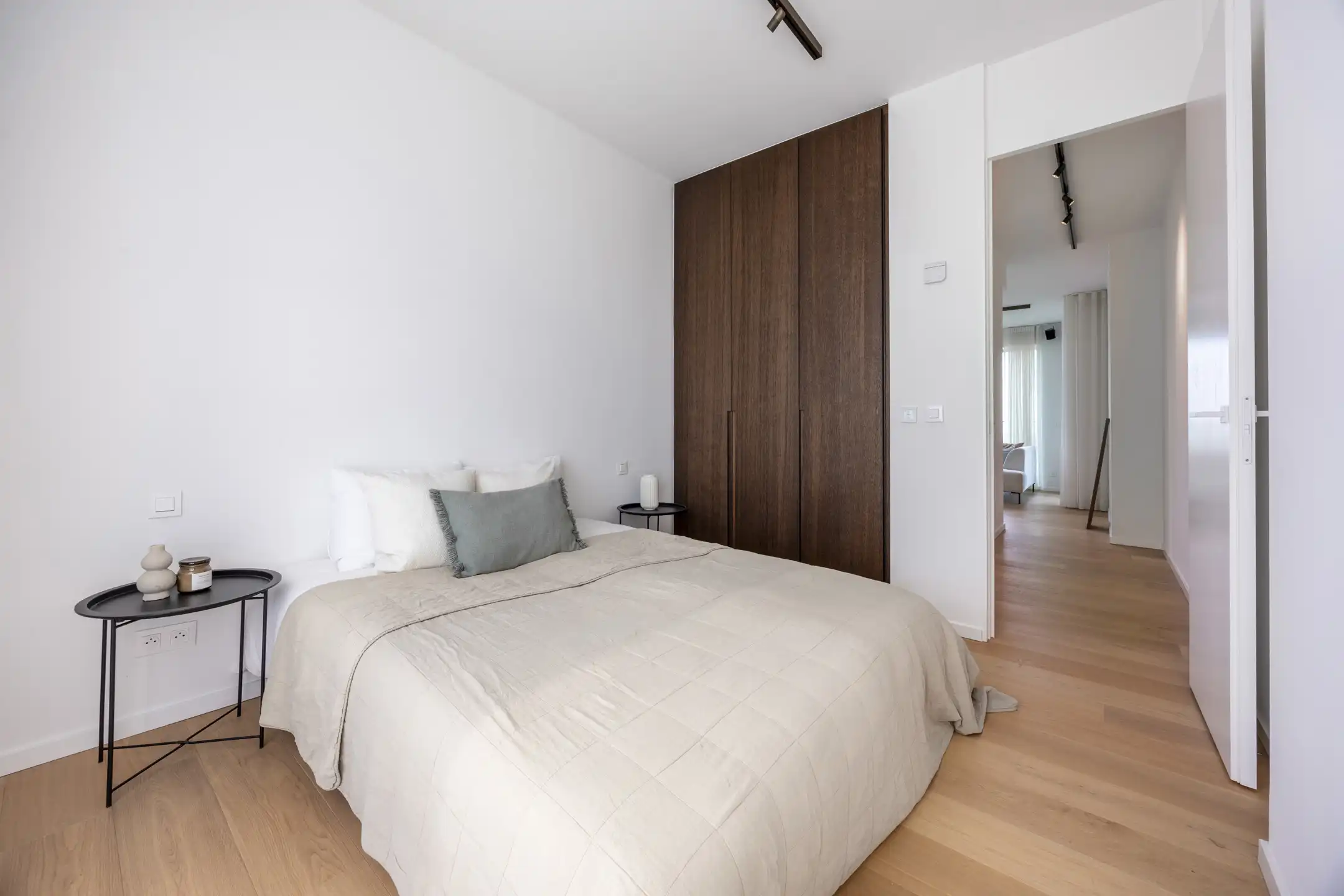 Stijlvol penthouse met panoramisch zicht op stad en haven foto 25