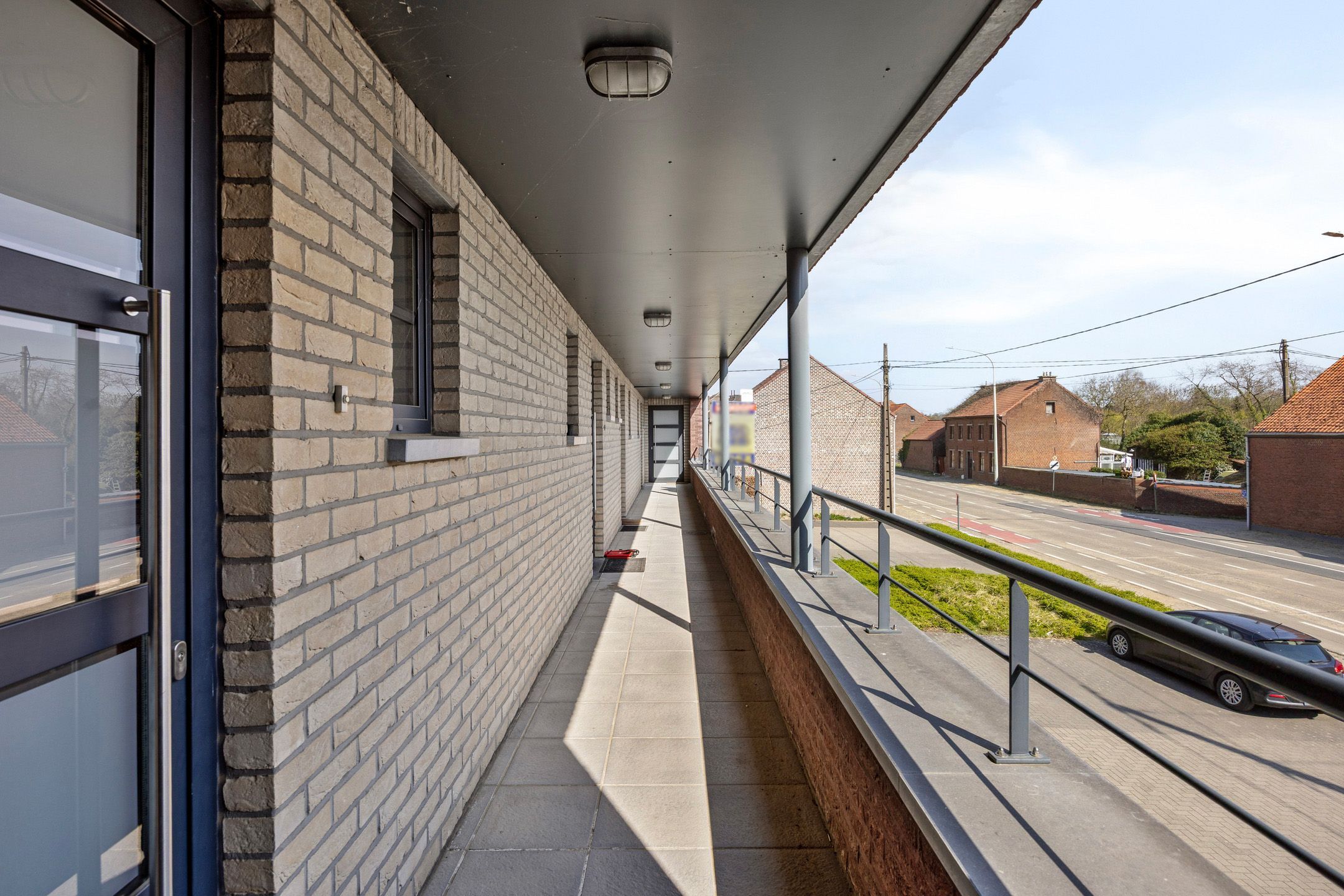 Lichtrijke, instapklare duplex met 2 slpks met ruim terras foto 3