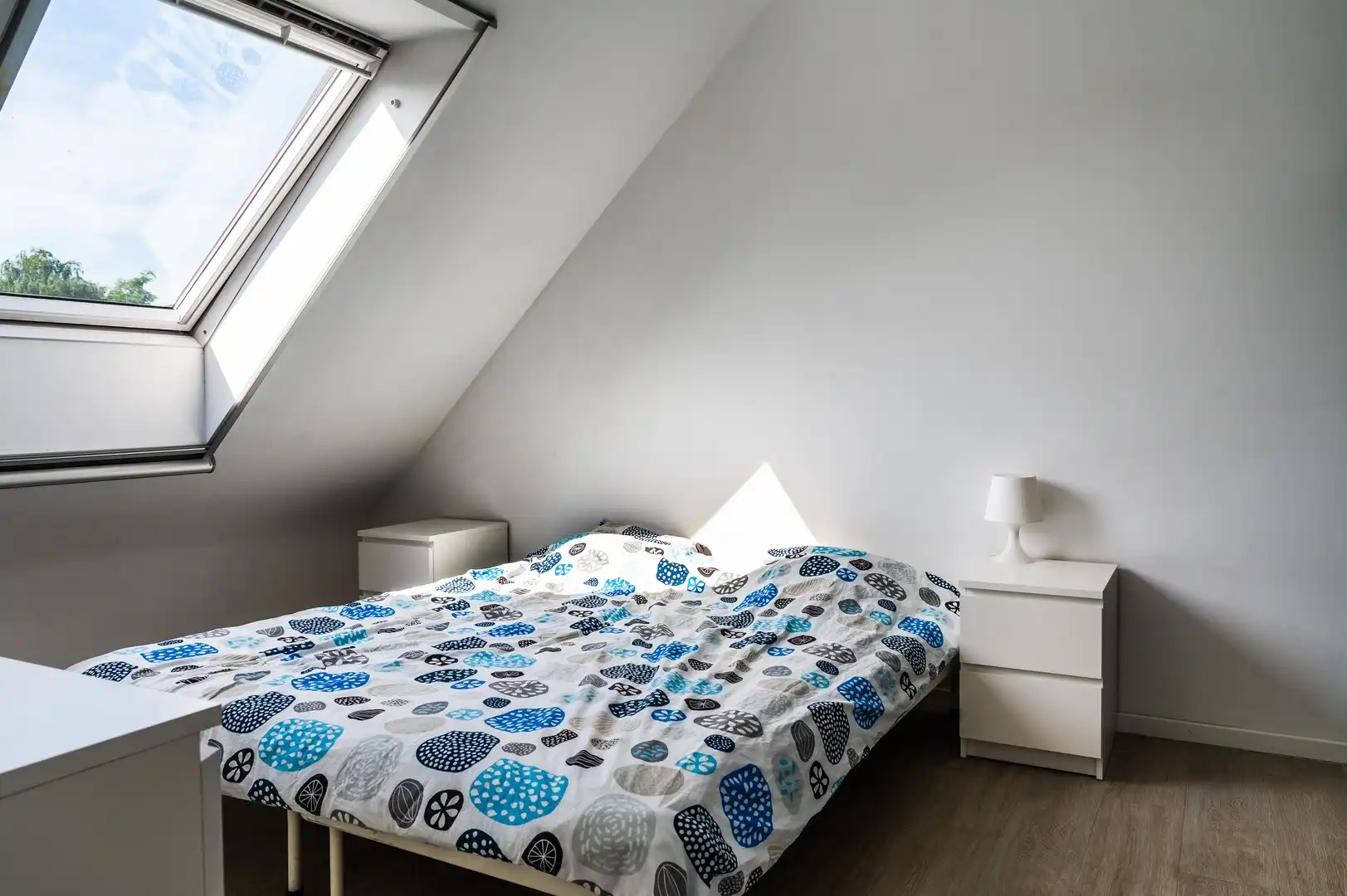 Duplex appartement met autostaanplaats te Zwijndrecht foto 12