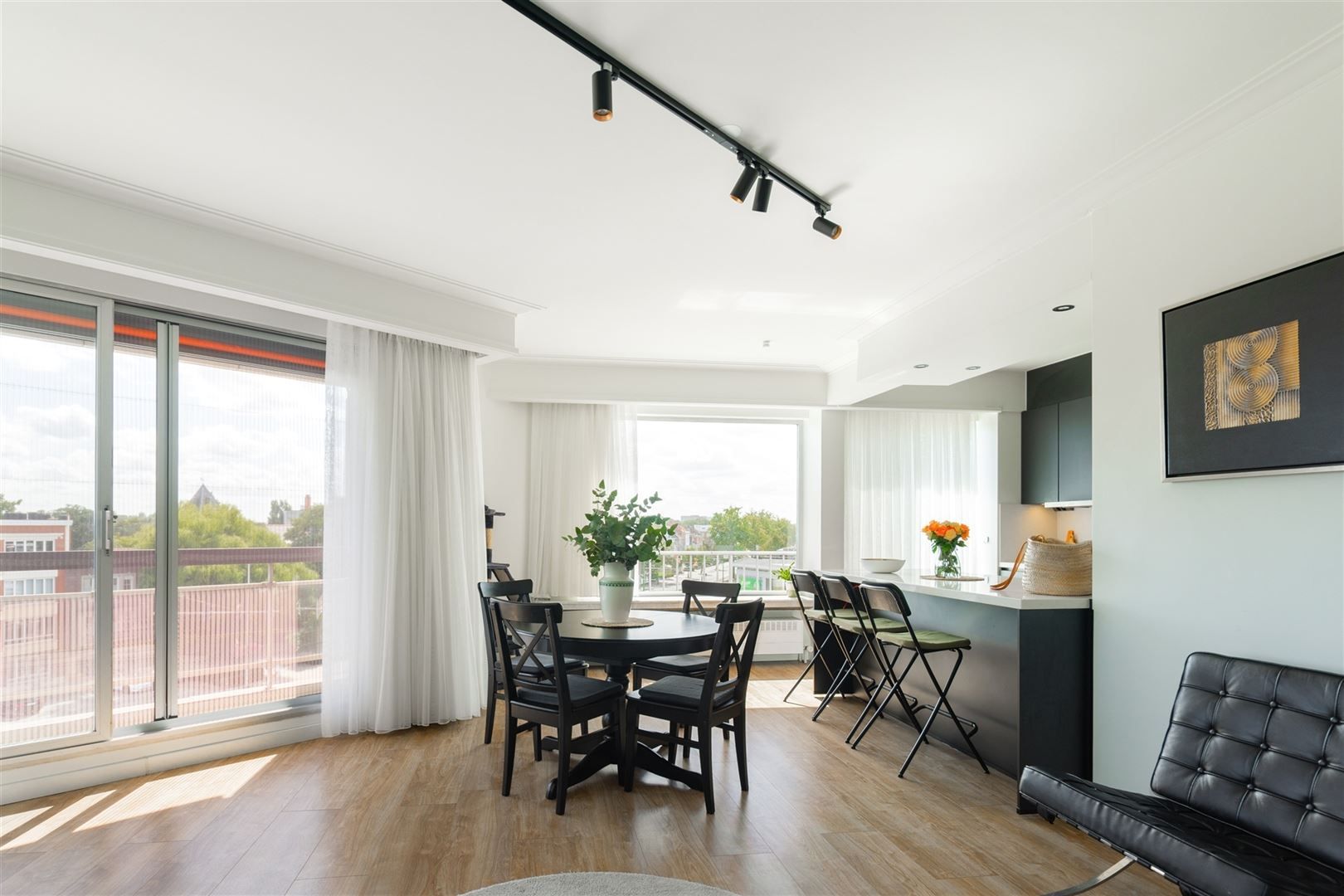Ruim gerenoveerd appartement (177 m²) met terrassen  foto 4