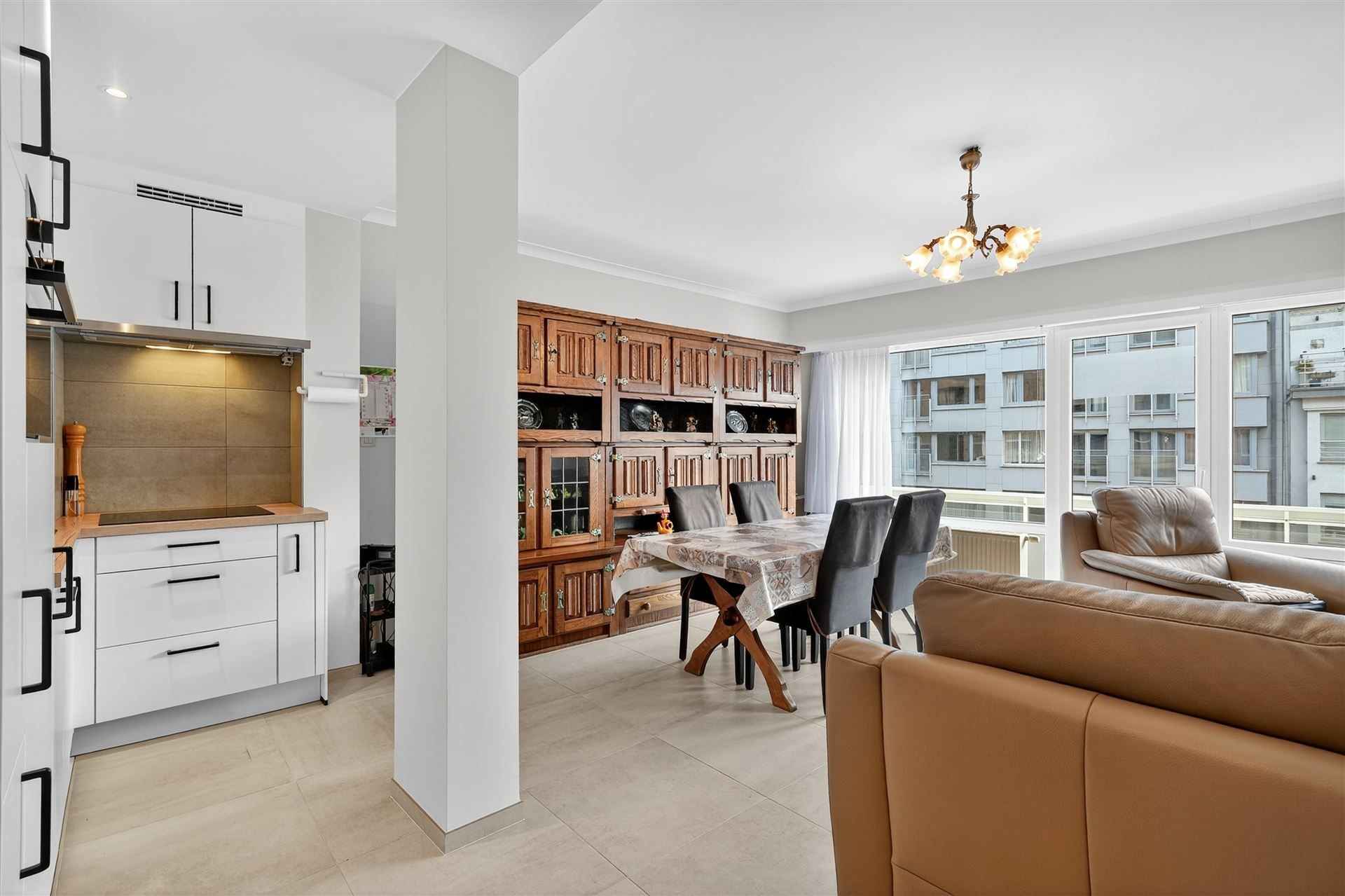 GERENOVEERD / RUGZIJDE ZEEDIJK foto 8