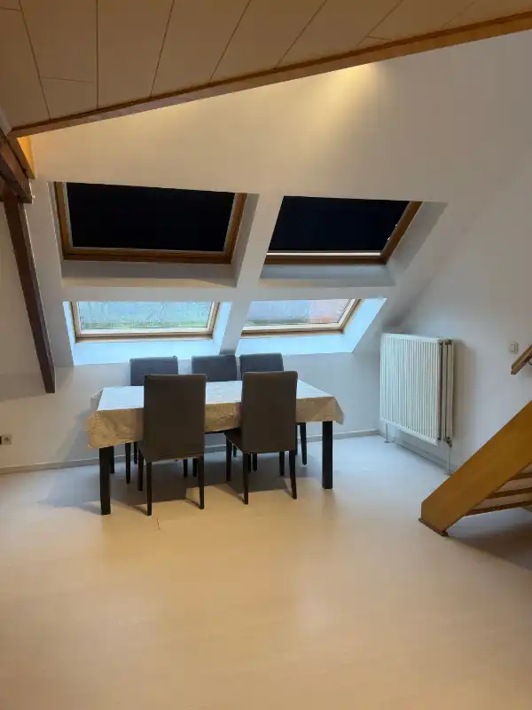 Lebbeke - Dendermondsesteenweg 105 bus 201 foto 4