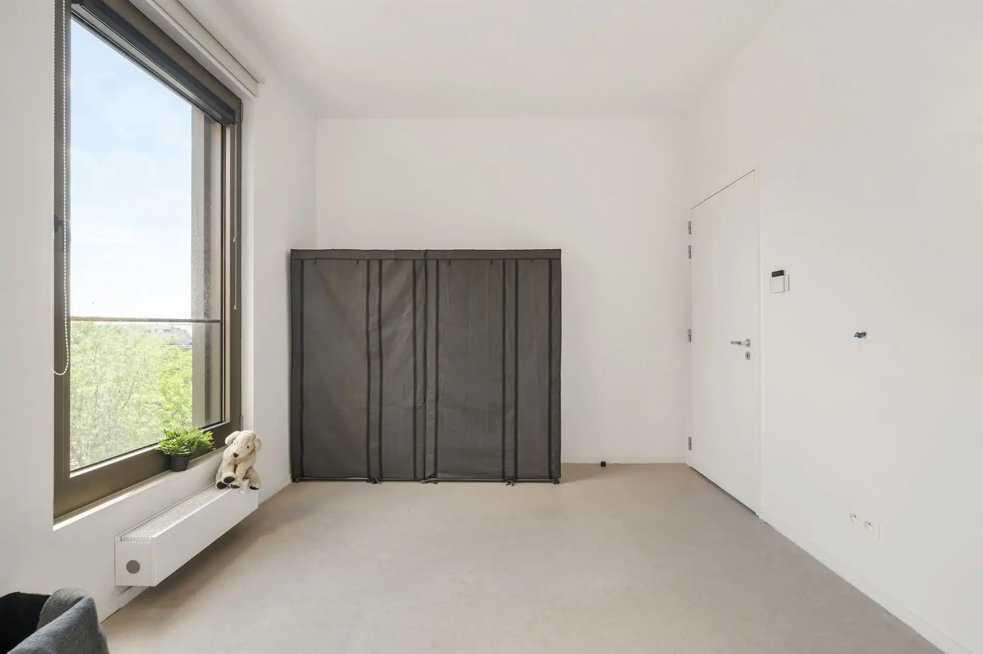 TOPGELEGEN APPARTEMENT met 2 slaapkamers en leuk ZONNETERRAS foto 17